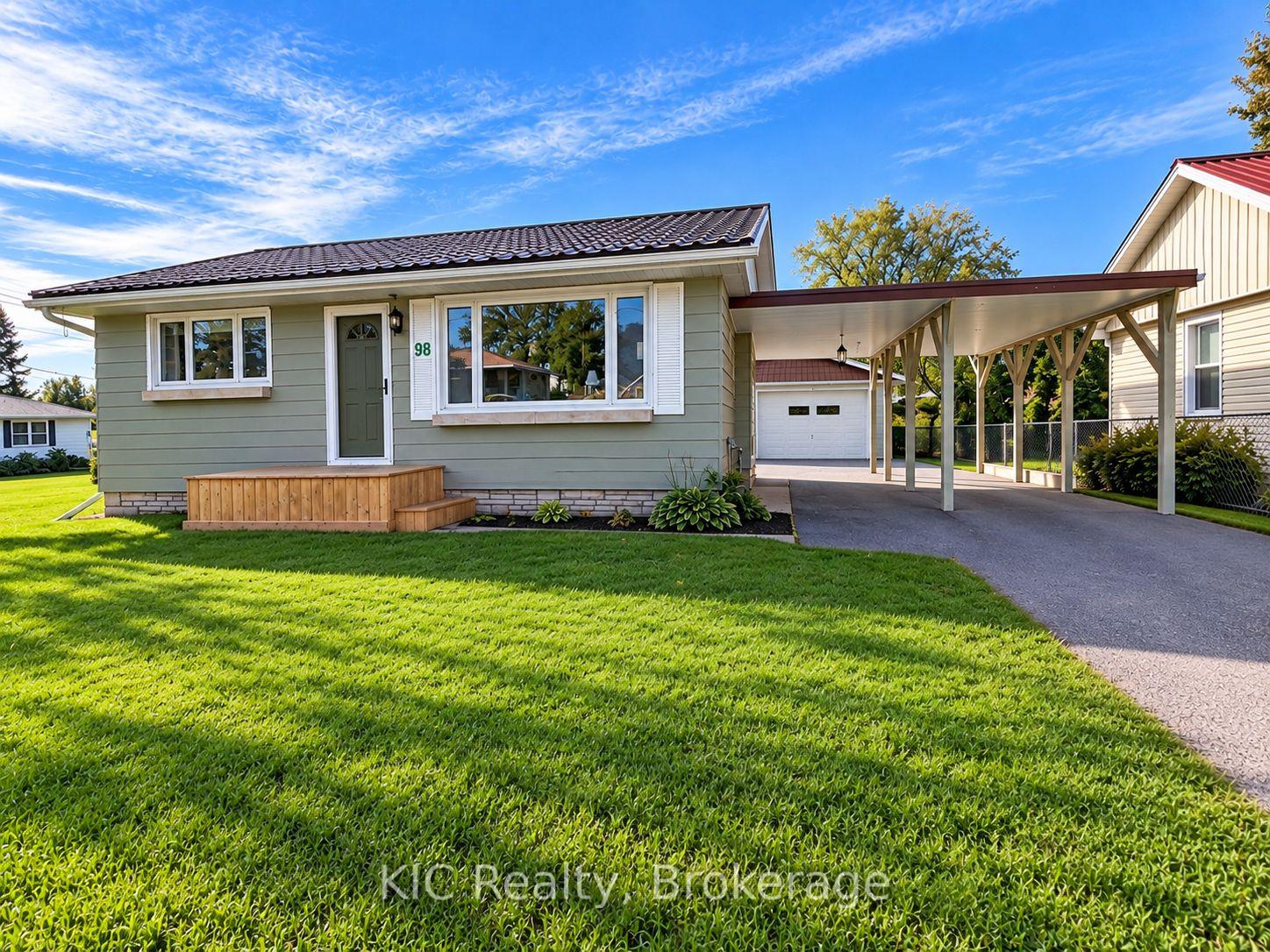 Photo of 98 George Street E