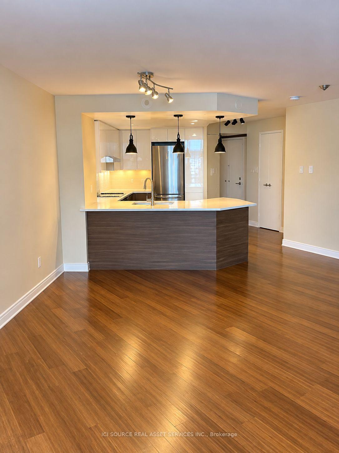Photo 4 of Unit 1226, 77 Maitland Place, Toronto, Cabbagetown-South St. James Town — HOMEH