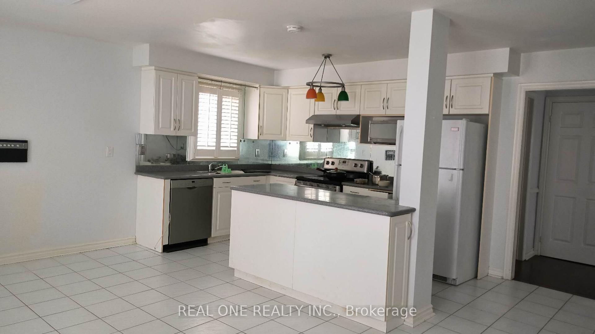 Photo 3 of 12 Atlantic Avenue, Markham, Markville — HOMEH