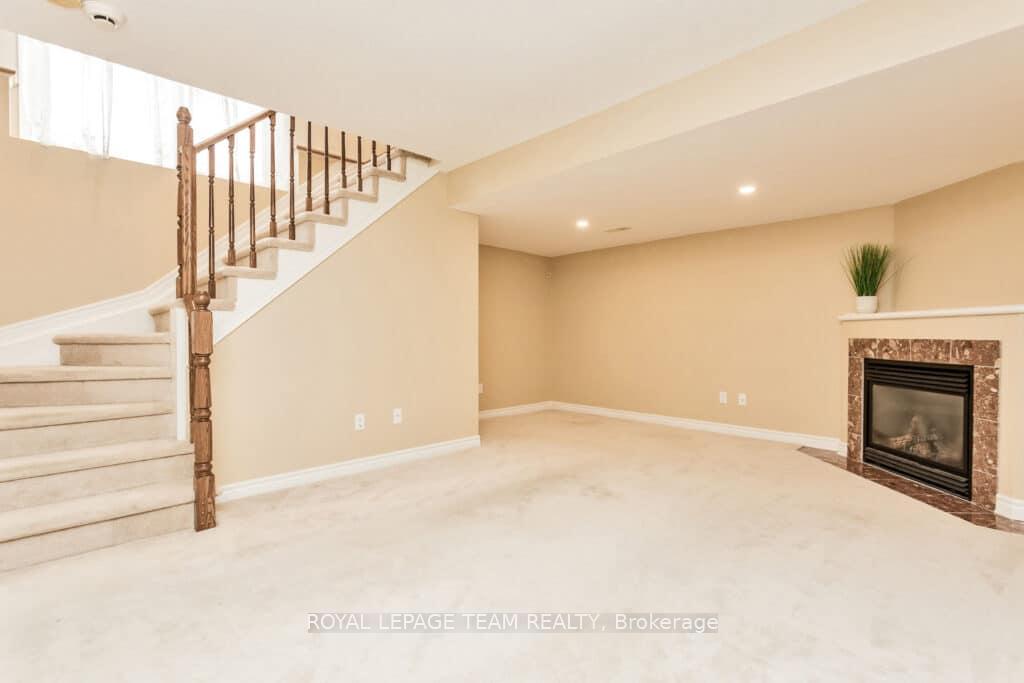 Photo 27 of 122 Saddlesmith Circle, Ottawa, Kanata - Emerald Meadows/Trailwest — HOMEH