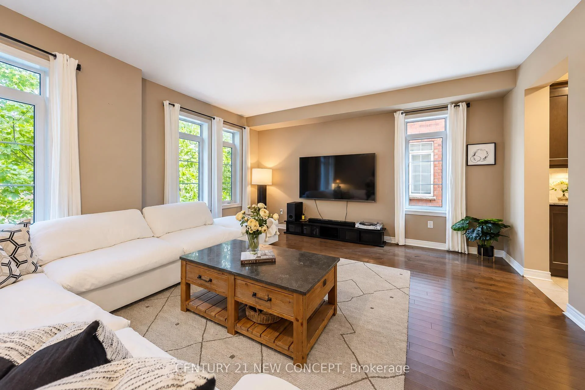 Photo 19 of 3058 Eberly Woods Drive, Oakville, Glenorchy — HOMEH