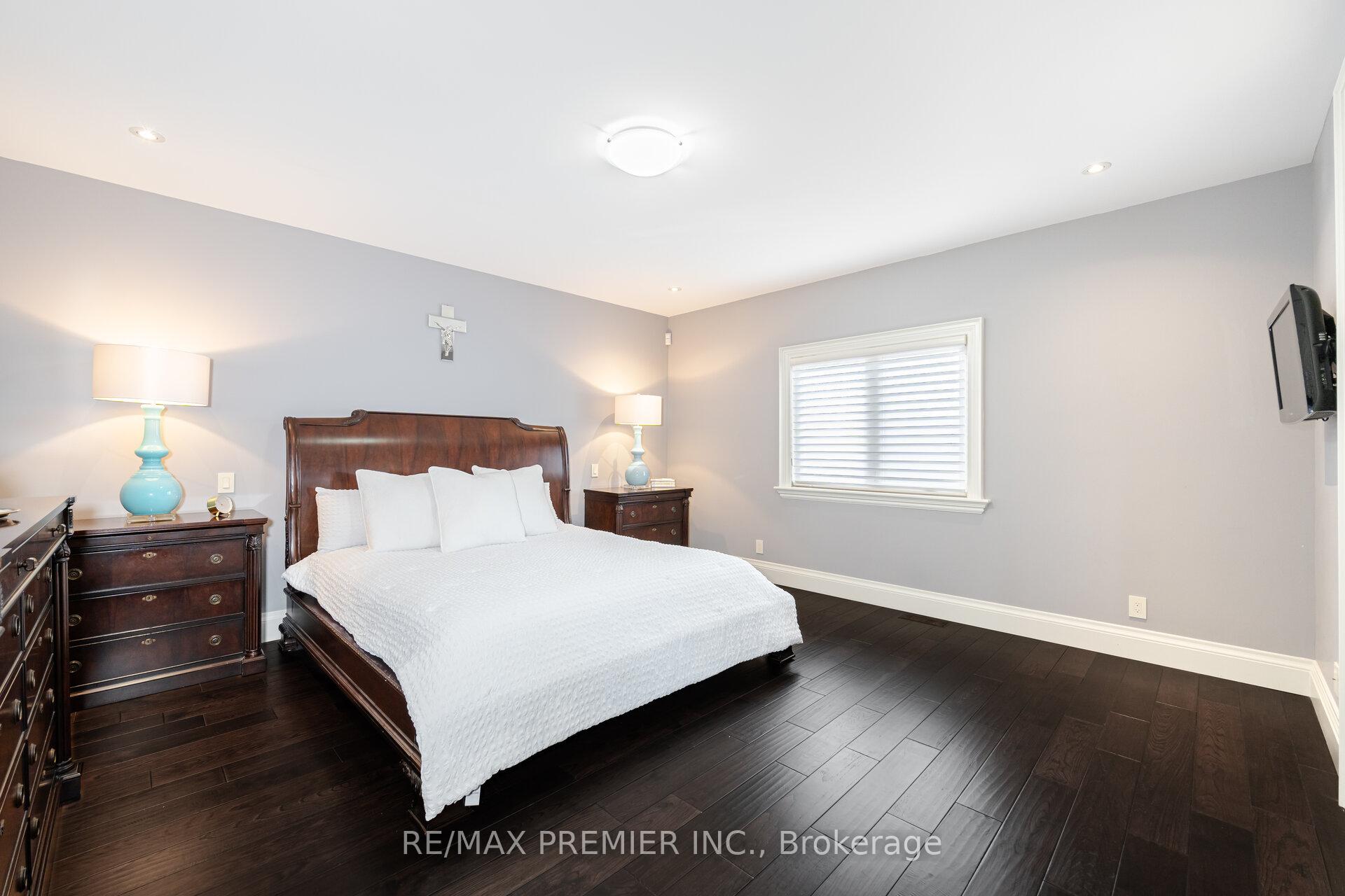 Photo 17 of 28 Ellerby Square N, Vaughan, West Woodbridge — HOMEH
