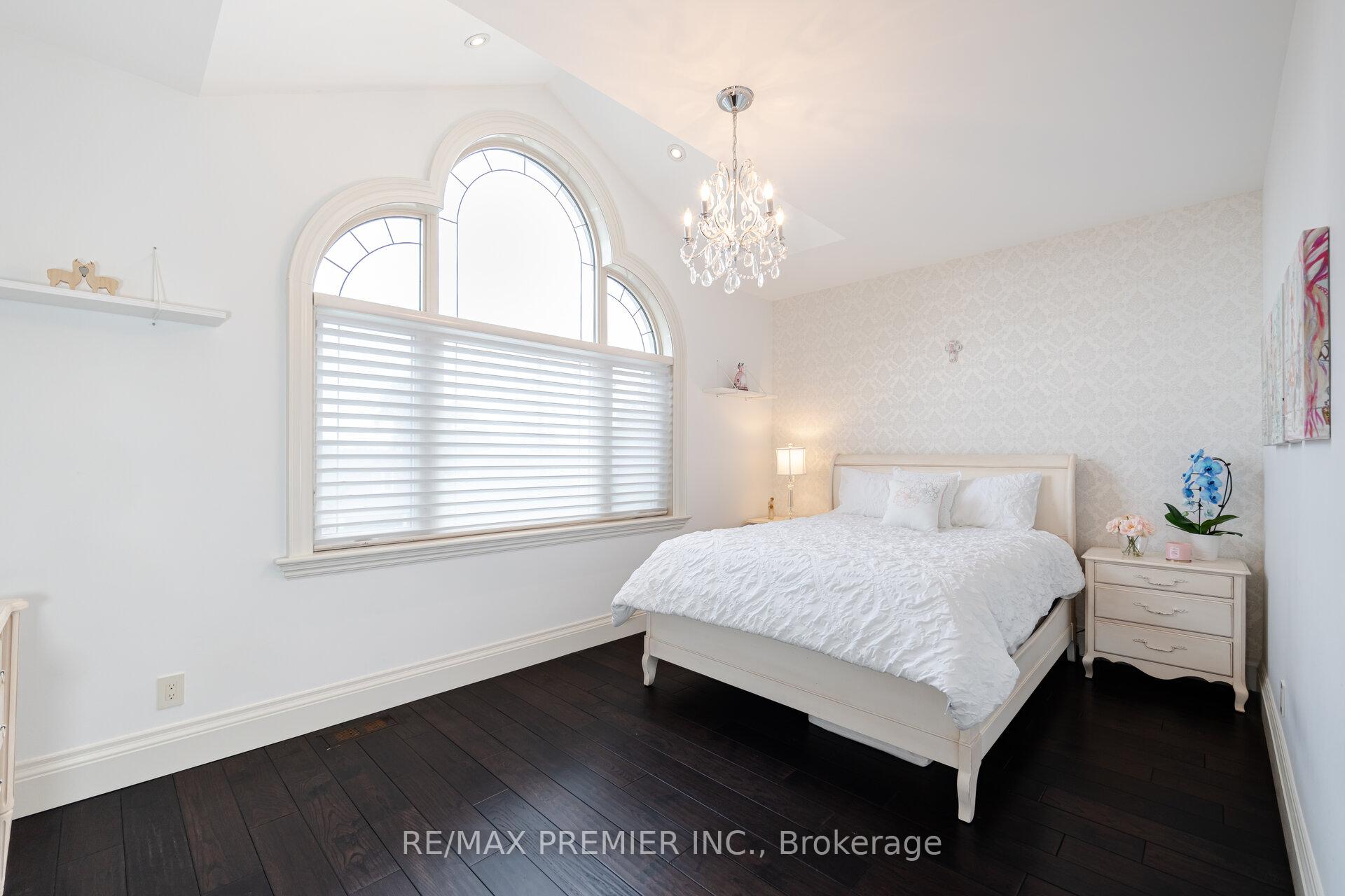 Photo 24 of 28 Ellerby Square N, Vaughan, West Woodbridge — HOMEH