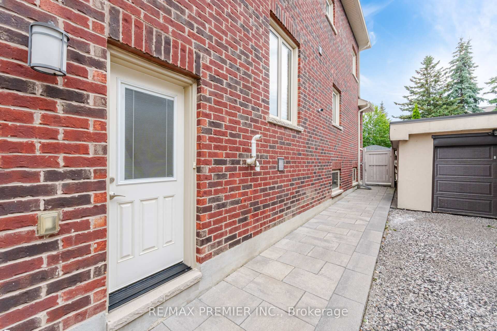 Photo 33 of 28 Ellerby Square N, Vaughan, West Woodbridge — HOMEH