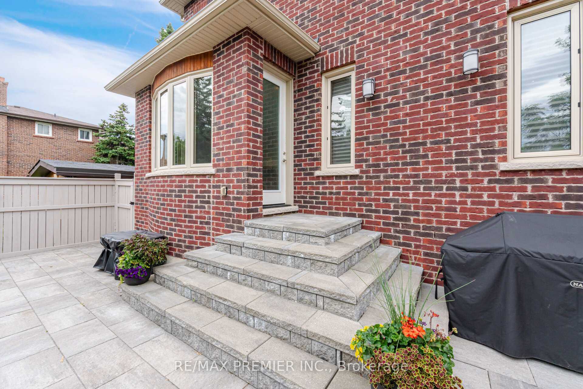 Photo 34 of 28 Ellerby Square N, Vaughan, West Woodbridge — HOMEH