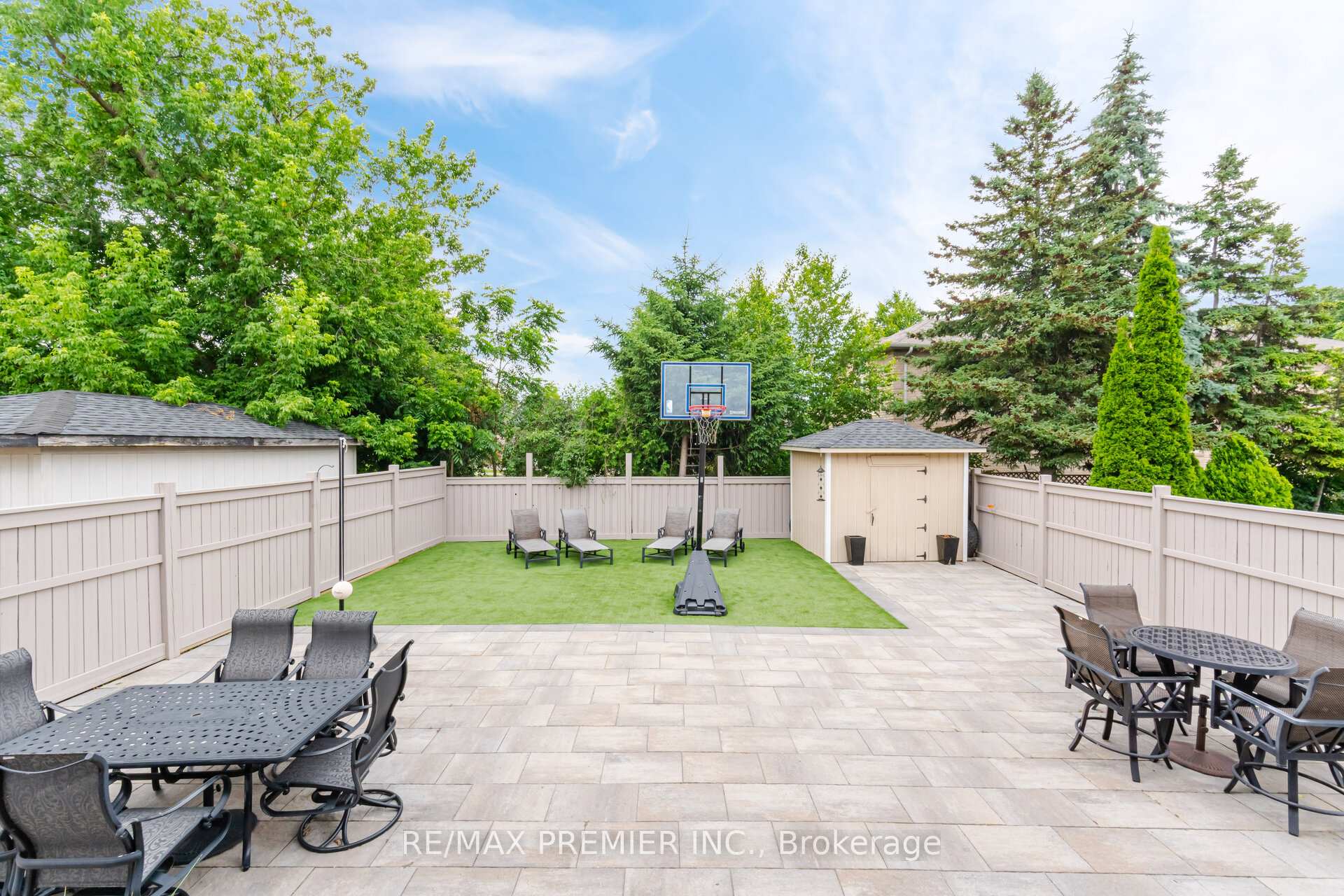 Photo 38 of 28 Ellerby Square N, Vaughan, West Woodbridge — HOMEH