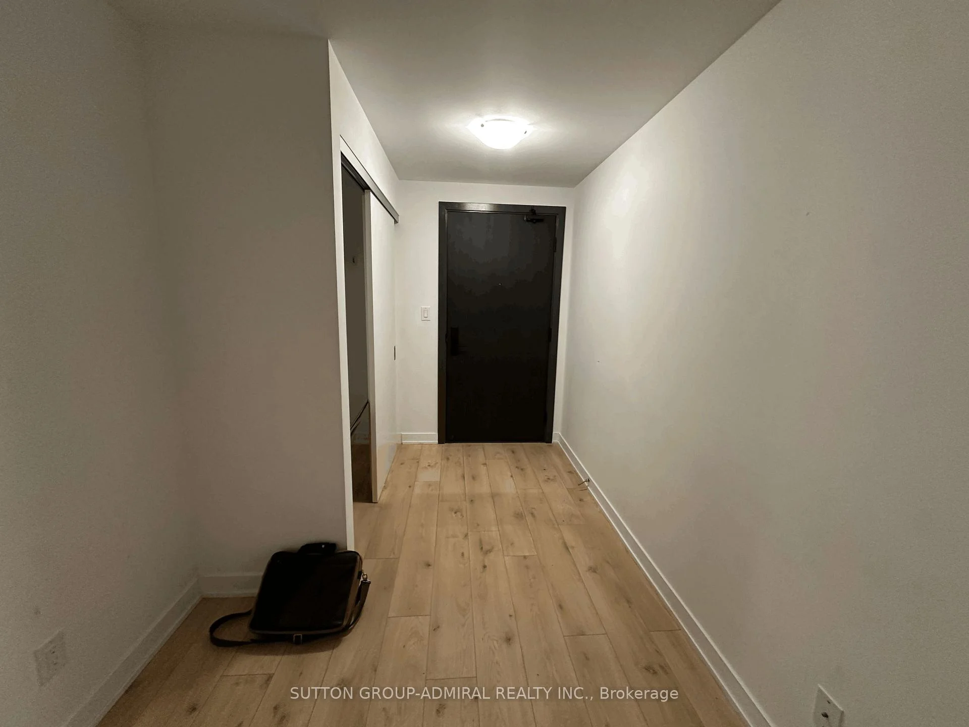 Photo of Unit 724, 2799 Kingston Road