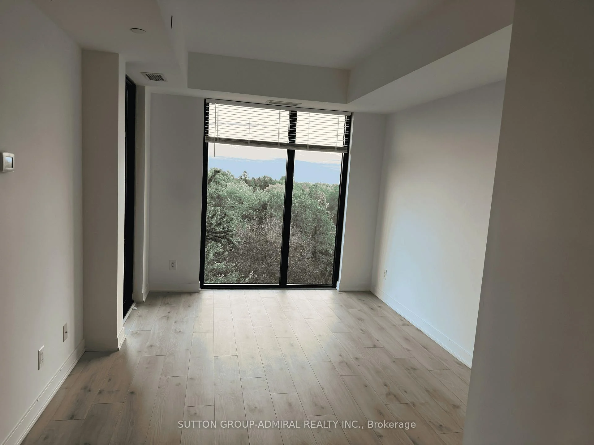 Photo 10 of Unit 724, 2799 Kingston Road, Scarborough, Cliffcrest — HOMEH