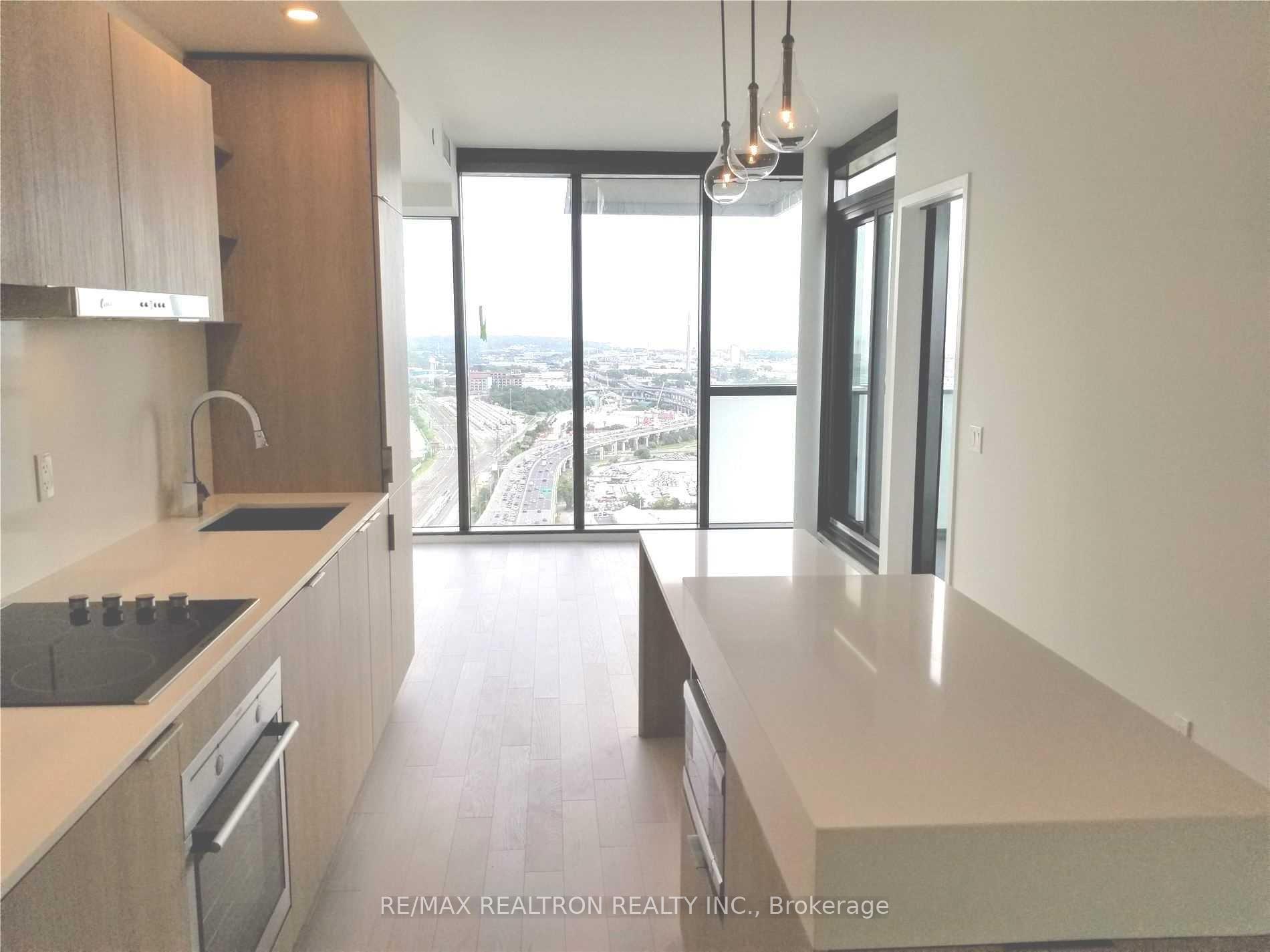 Photo 4 of Unit 3105, 16 Bonnycastle Street, Toronto, Waterfront Communities — HOMEH