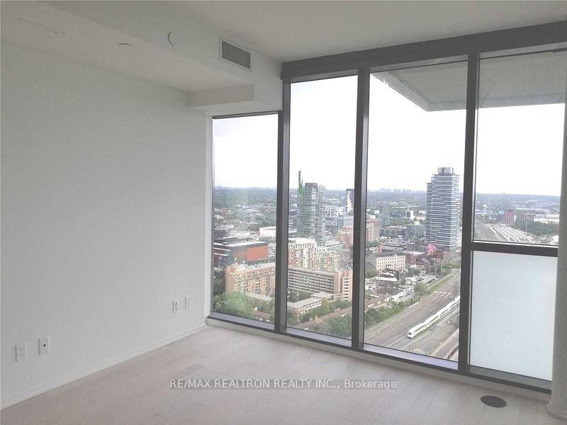 Photo 5 of Unit 3105, 16 Bonnycastle Street, Toronto, Waterfront Communities — HOMEH