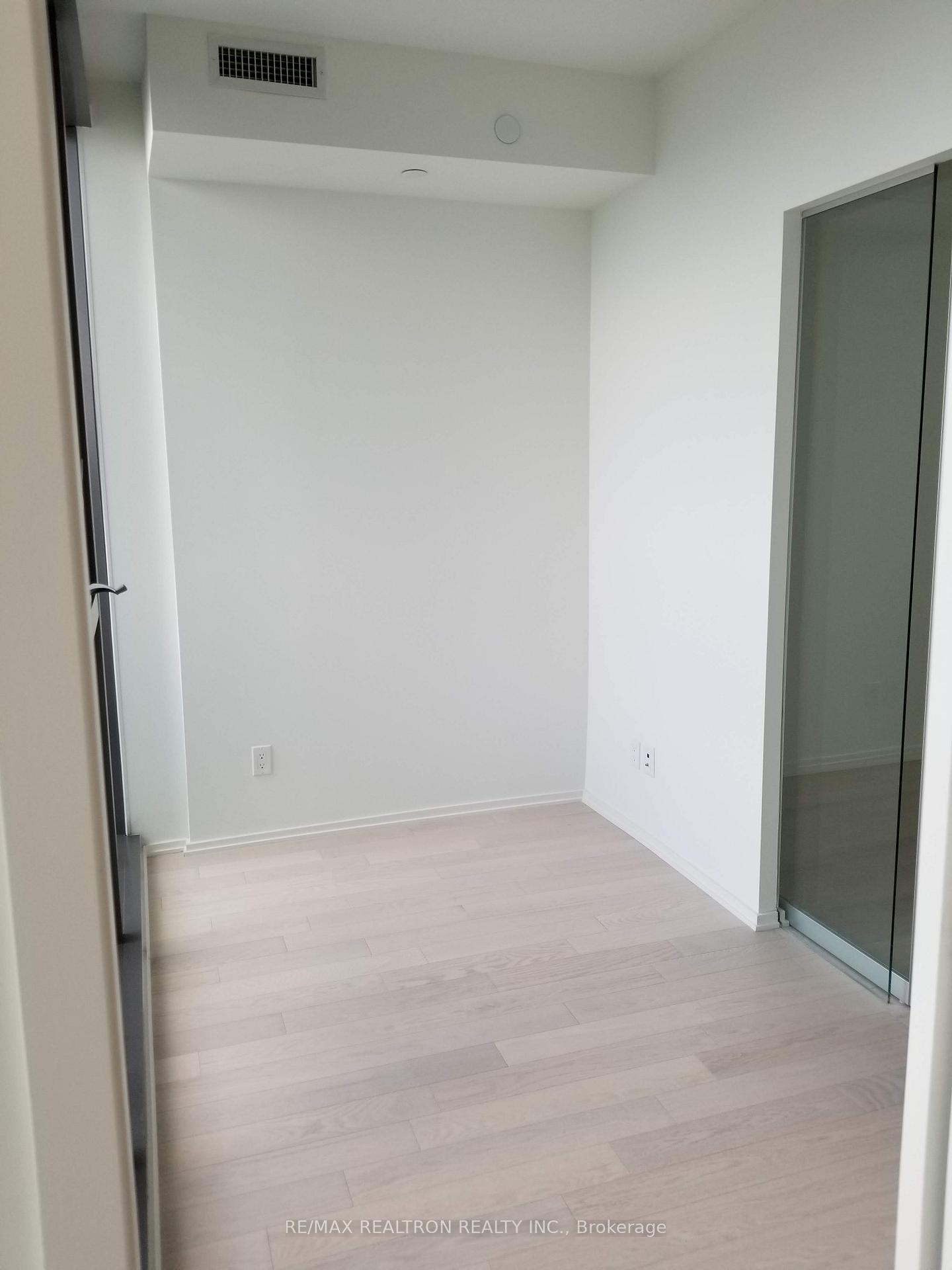 Photo 6 of Unit 3105, 16 Bonnycastle Street, Toronto, Waterfront Communities — HOMEH