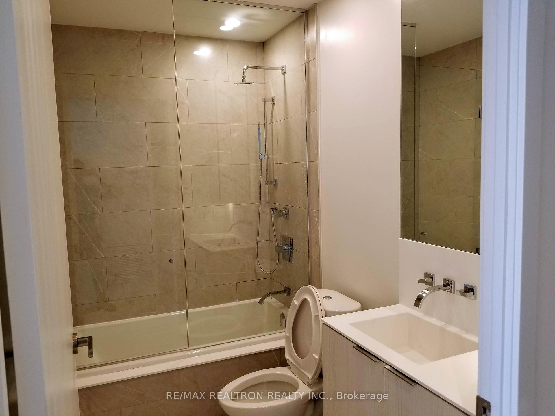 Photo 8 of Unit 3105, 16 Bonnycastle Street, Toronto, Waterfront Communities — HOMEH