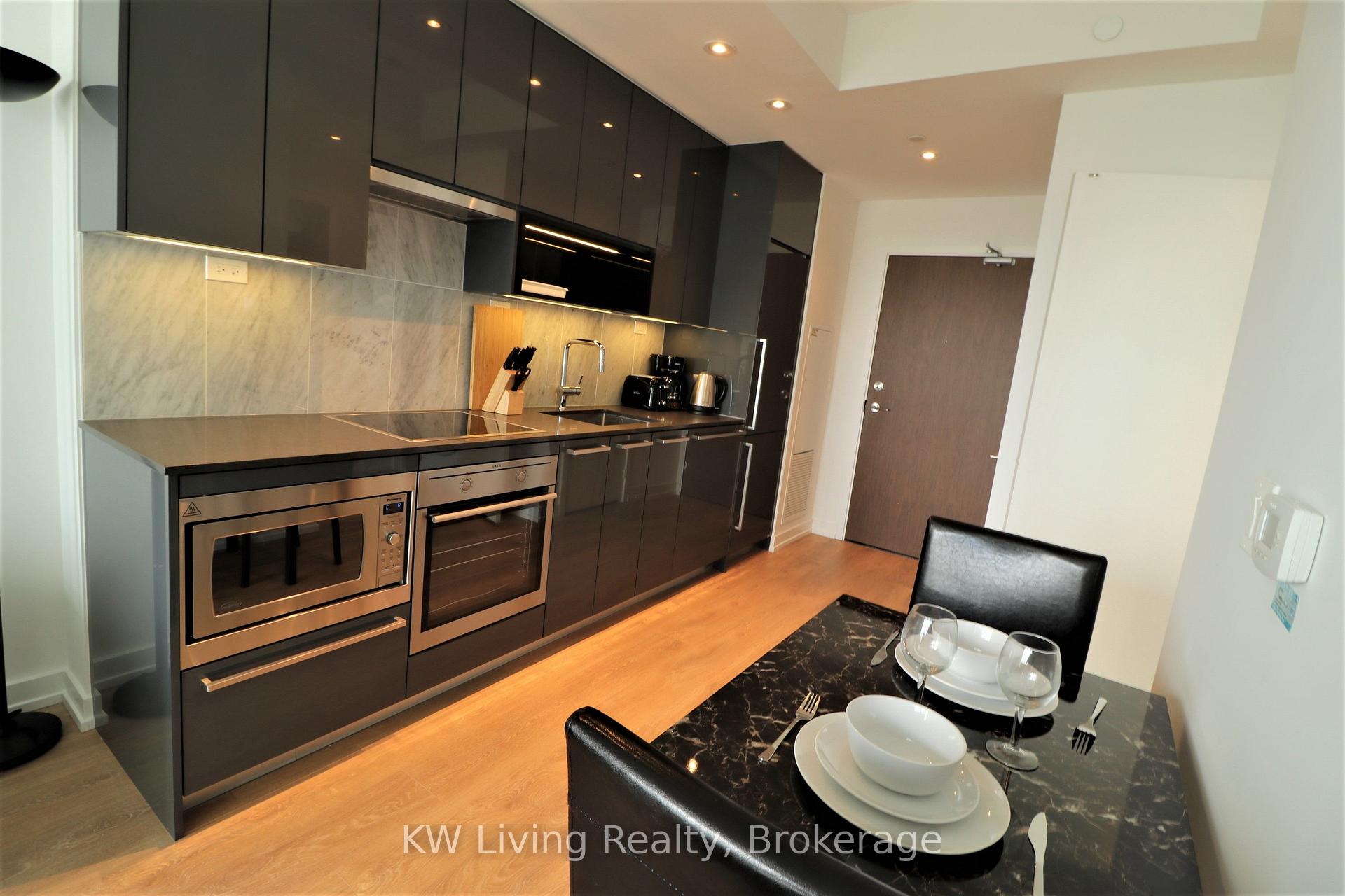 Photo 2 of Unit 2708, 115 McMahon Drive, North York, Bayview Village — HOMEH