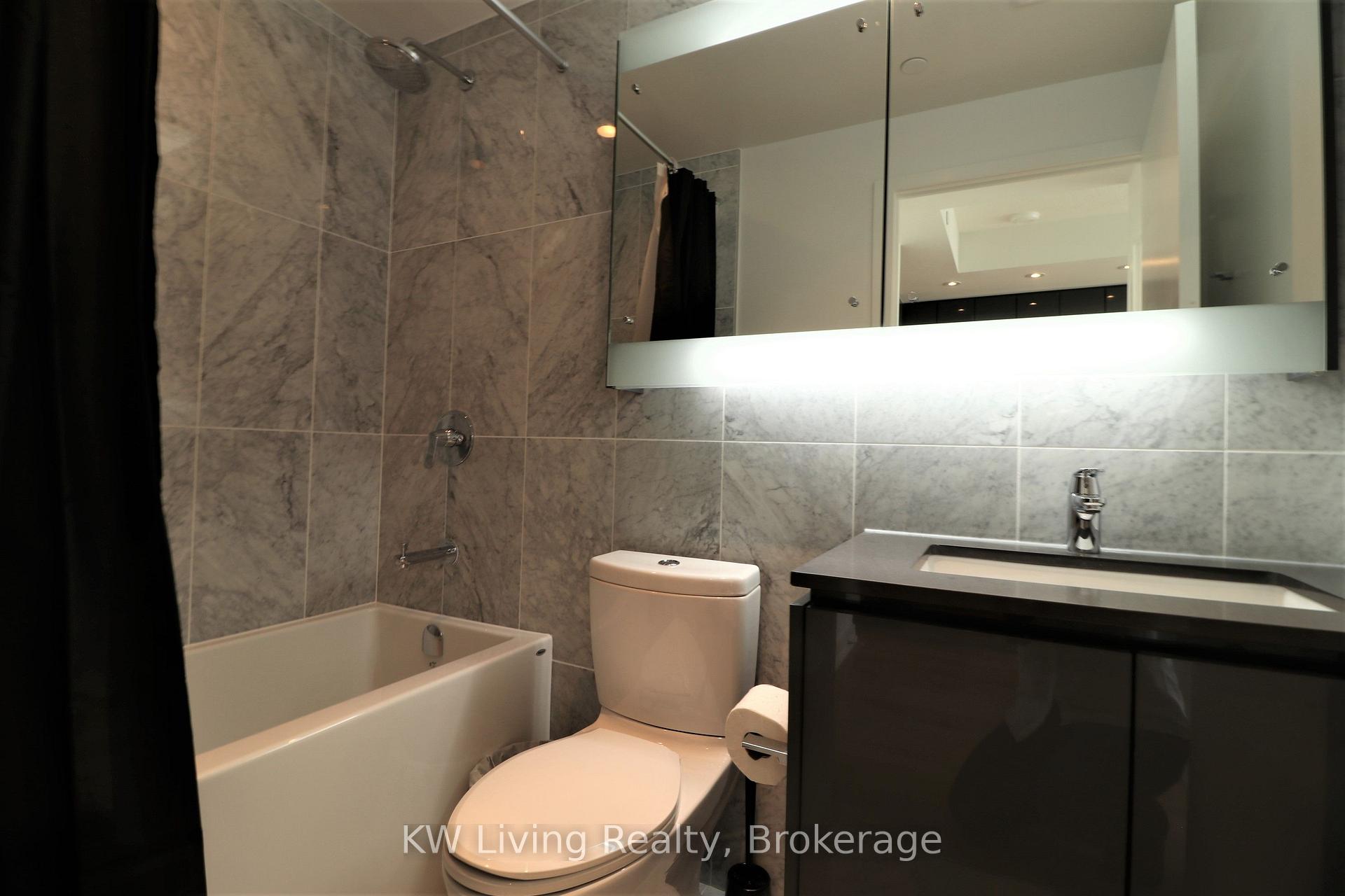 Photo 6 of Unit 2708, 115 McMahon Drive, North York, Bayview Village — HOMEH