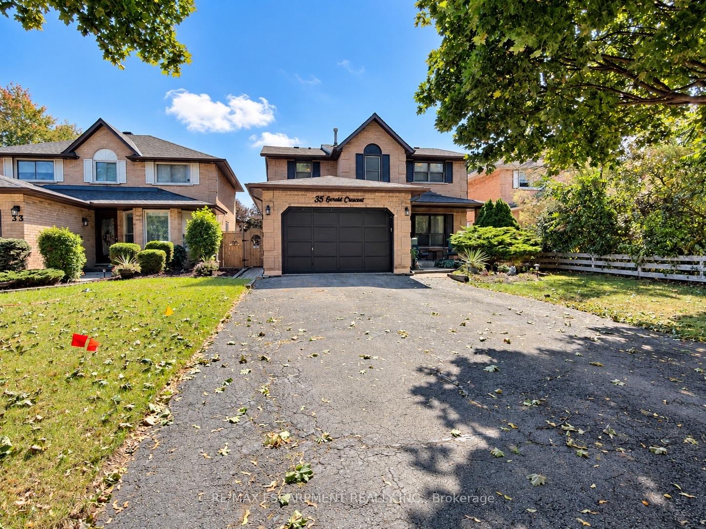 Photo 4 of 35 Gerald Crescent, Hamilton, Stoney Creek Mountain — HOMEH
