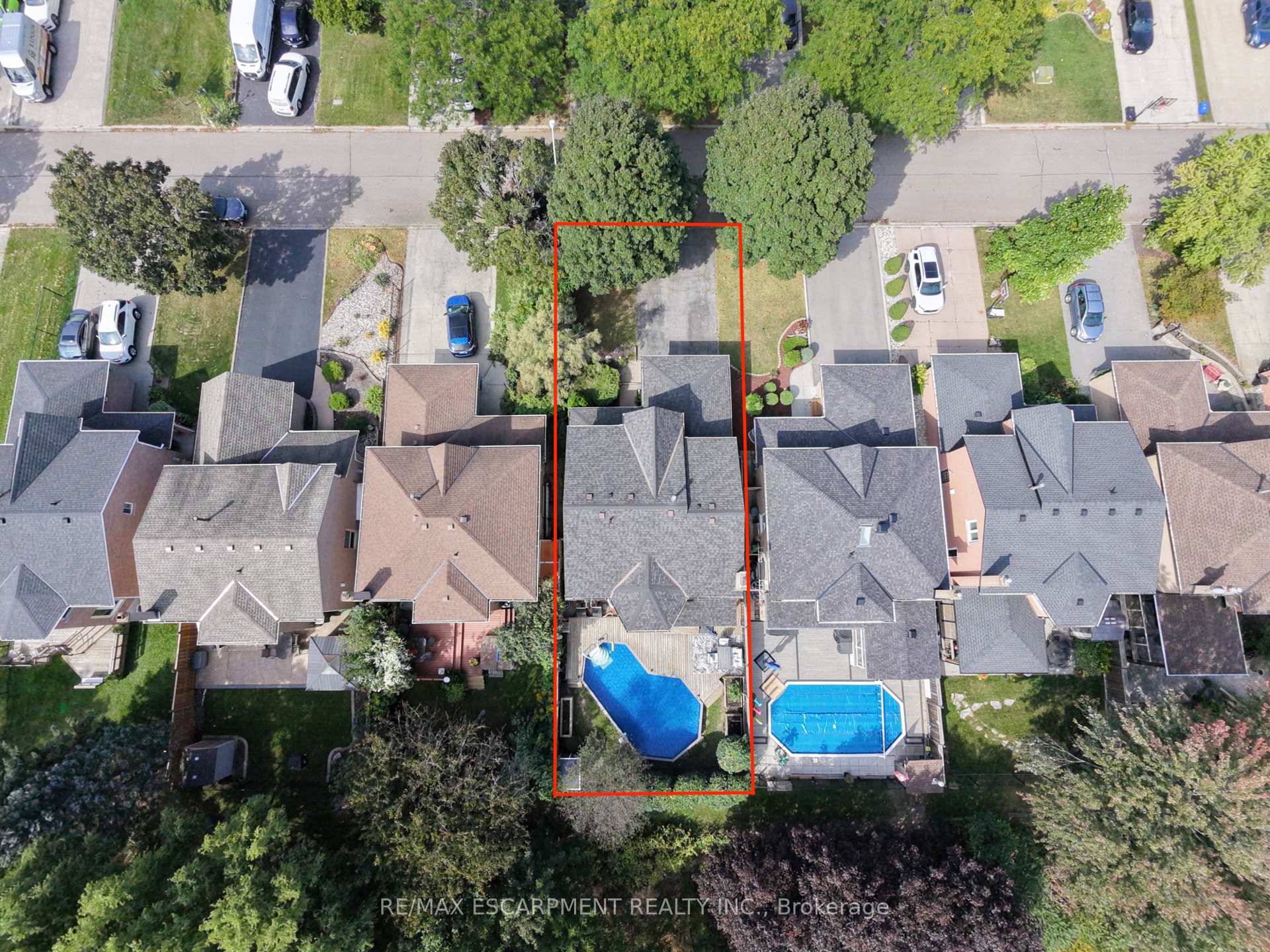 Photo 6 of 35 Gerald Crescent, Hamilton, Stoney Creek Mountain — HOMEH