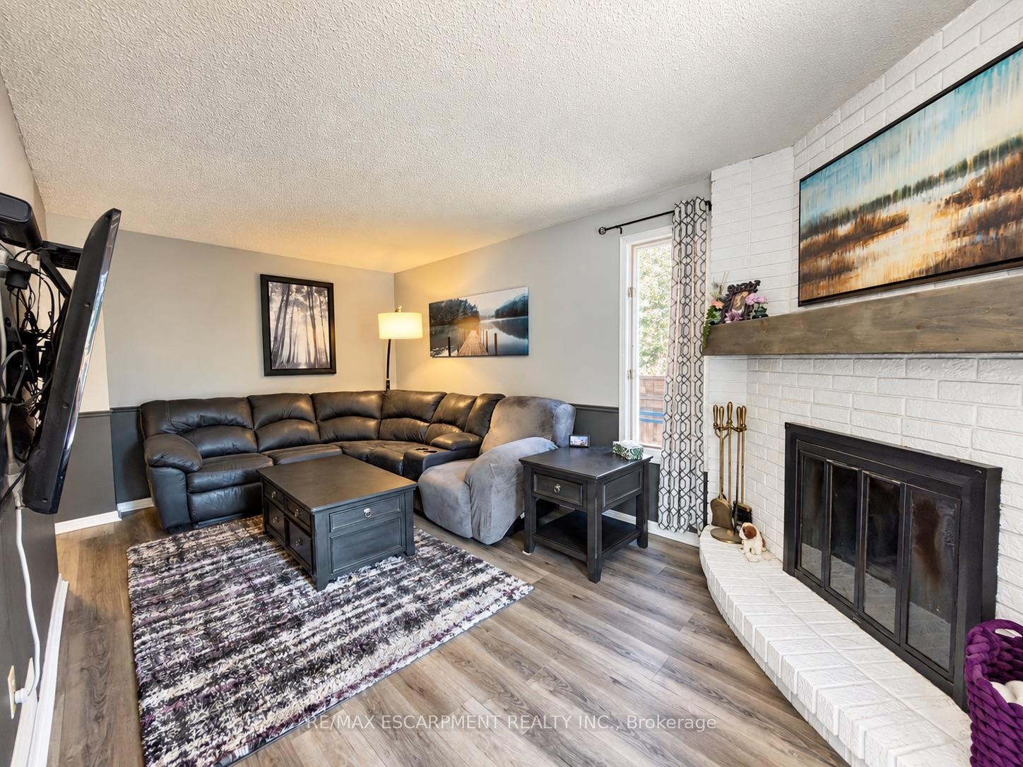 Photo 14 of 35 Gerald Crescent, Hamilton, Stoney Creek Mountain — HOMEH