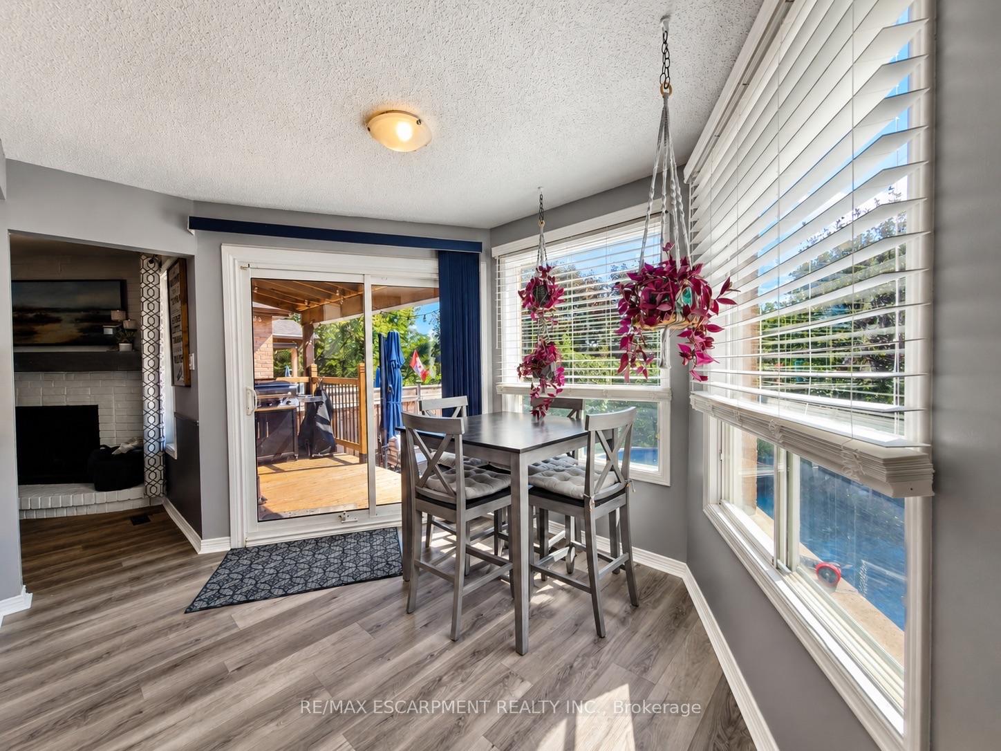Photo 21 of 35 Gerald Crescent, Hamilton, Stoney Creek Mountain — HOMEH