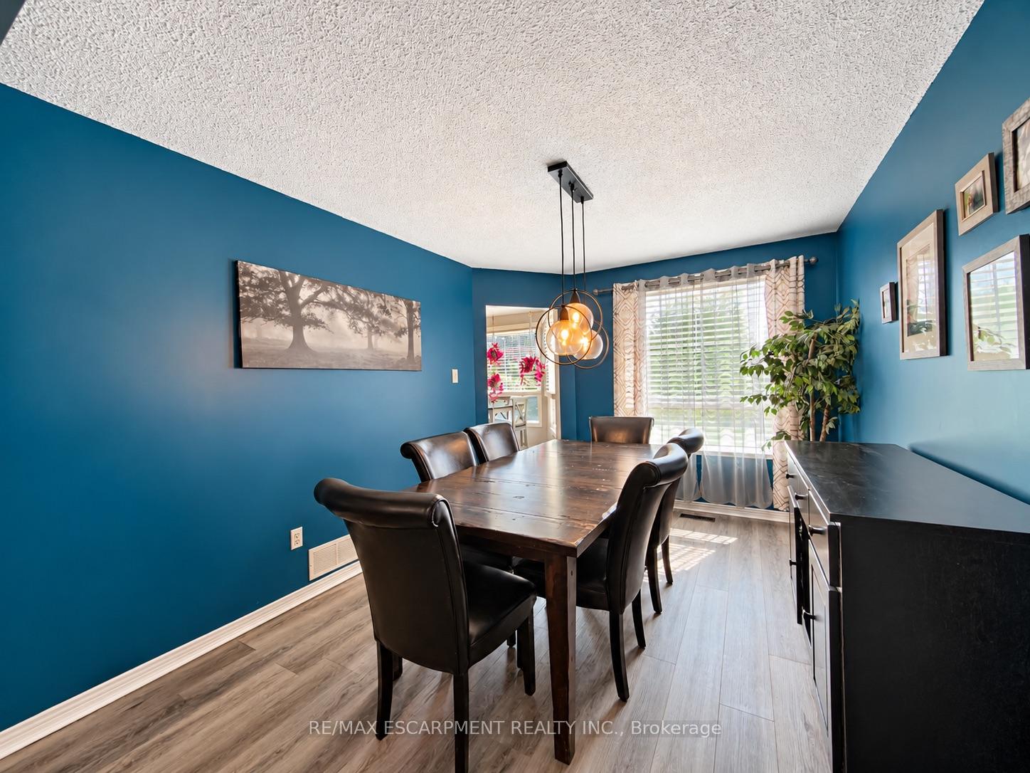 Photo 23 of 35 Gerald Crescent, Hamilton, Stoney Creek Mountain — HOMEH
