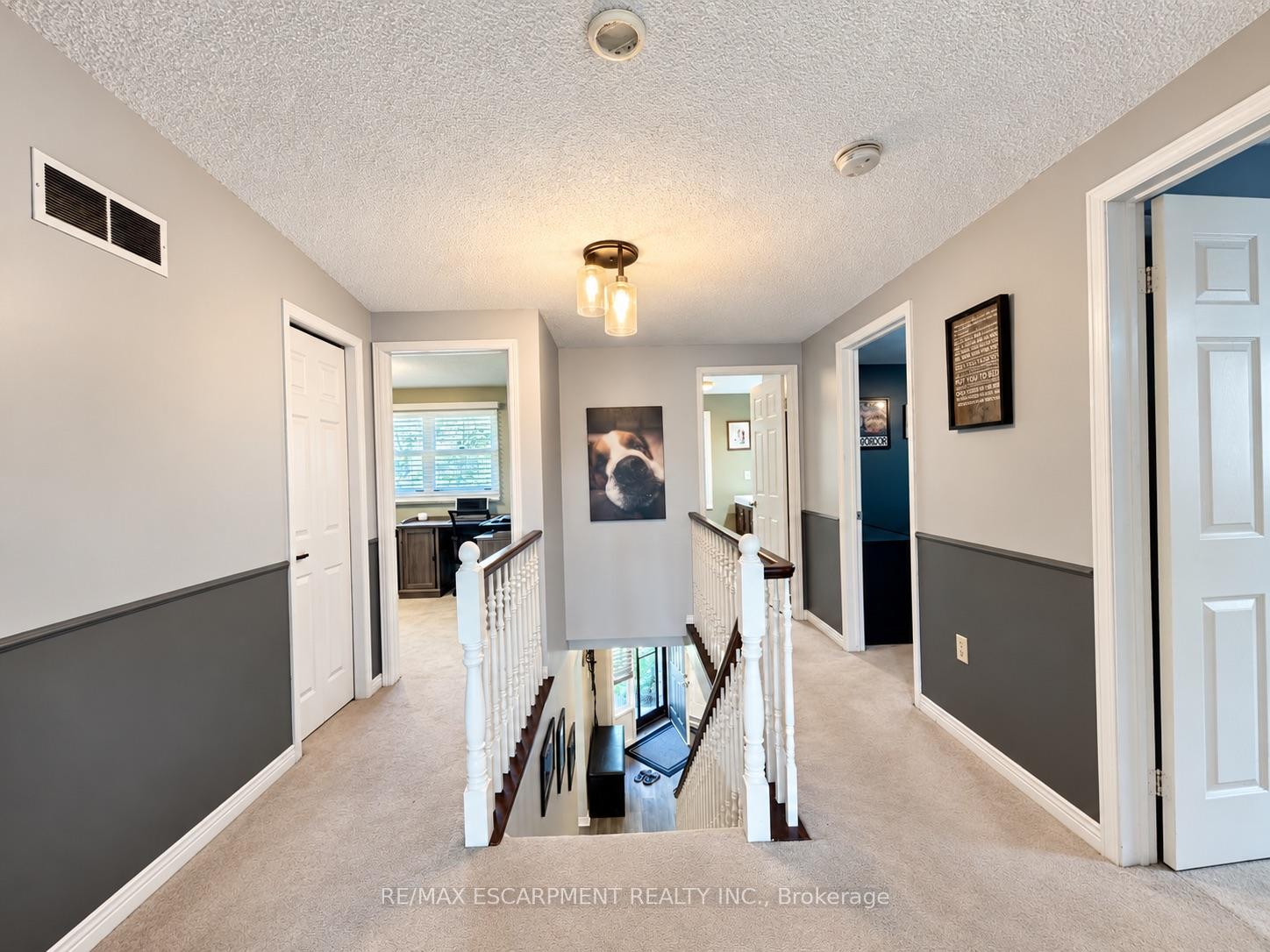 Photo 28 of 35 Gerald Crescent, Hamilton, Stoney Creek Mountain — HOMEH