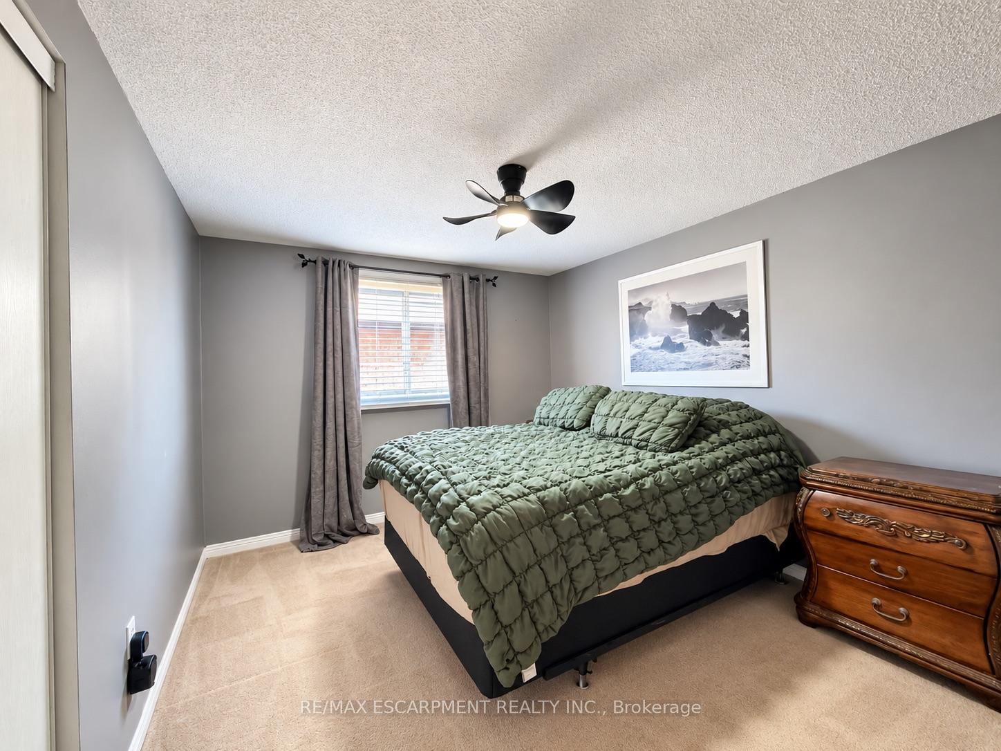 Photo 33 of 35 Gerald Crescent, Hamilton, Stoney Creek Mountain — HOMEH