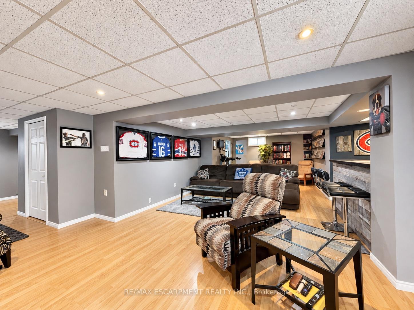 Photo 40 of 35 Gerald Crescent, Hamilton, Stoney Creek Mountain — HOMEH