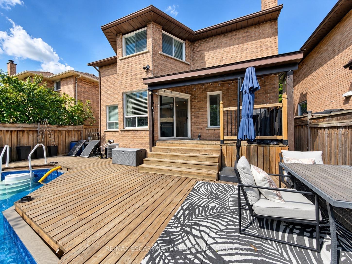 Photo 45 of 35 Gerald Crescent, Hamilton, Stoney Creek Mountain — HOMEH