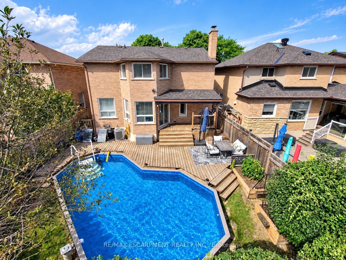 Photo 46 of 35 Gerald Crescent, Hamilton, Stoney Creek Mountain — HOMEH
