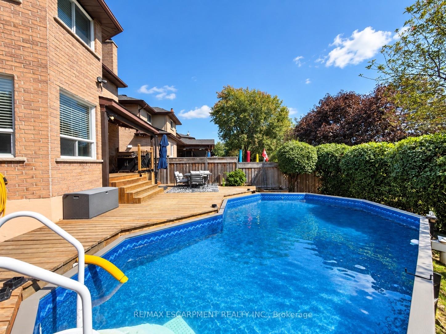 Photo 49 of 35 Gerald Crescent, Hamilton, Stoney Creek Mountain — HOMEH