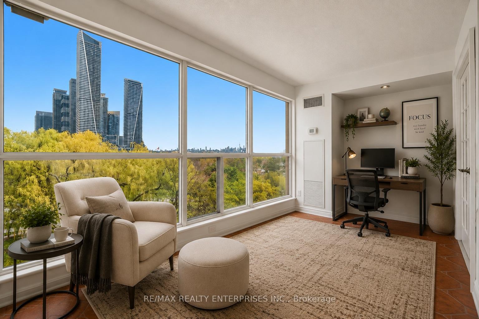 Photo 7 of Unit 607, 2261 Lake Shore Boulevard W, Etobicoke, Mimico — HOMEH