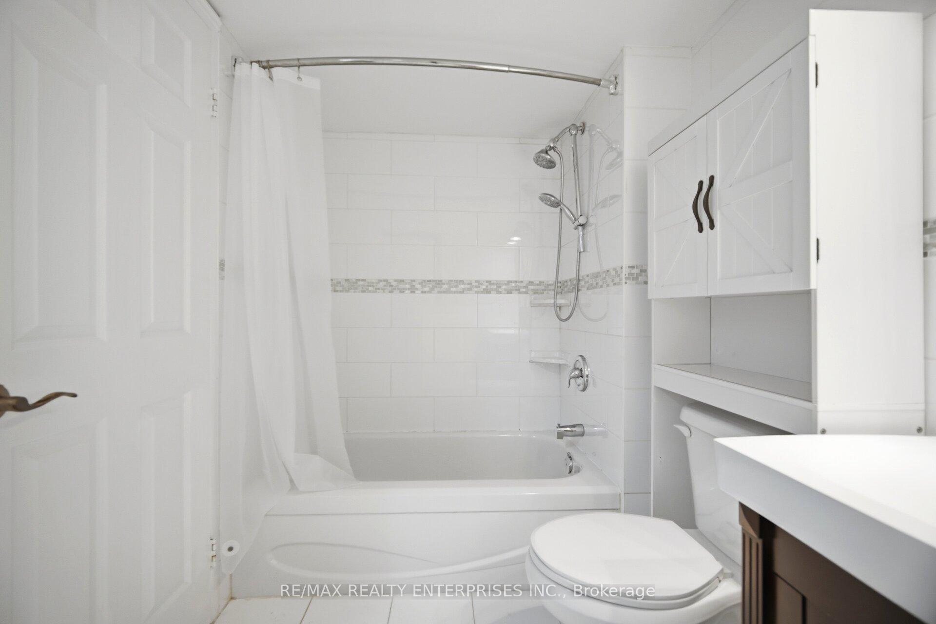 Photo 17 of Unit 607, 2261 Lake Shore Boulevard W, Etobicoke, Mimico — HOMEH