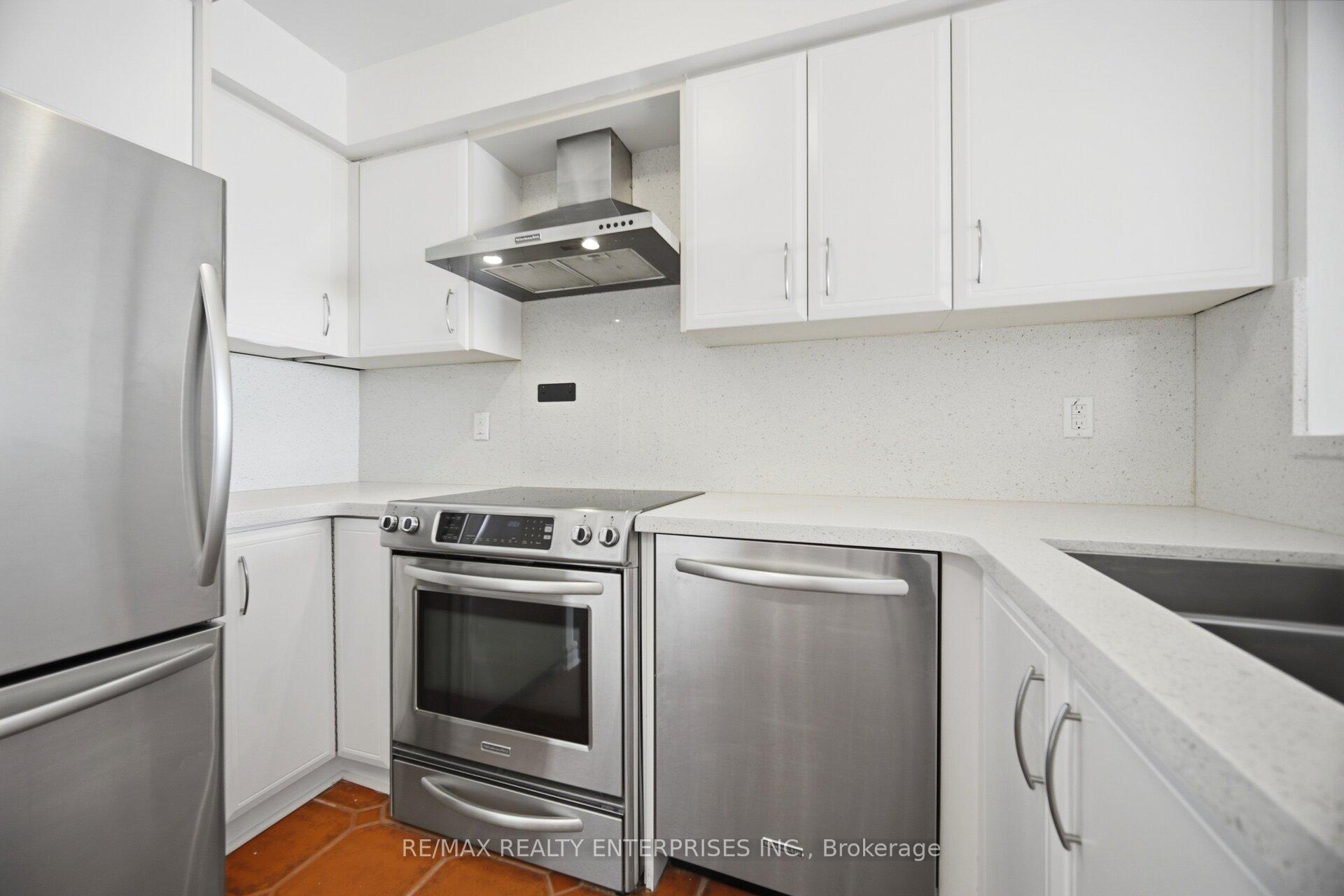 Photo 20 of Unit 607, 2261 Lake Shore Boulevard W, Etobicoke, Mimico — HOMEH