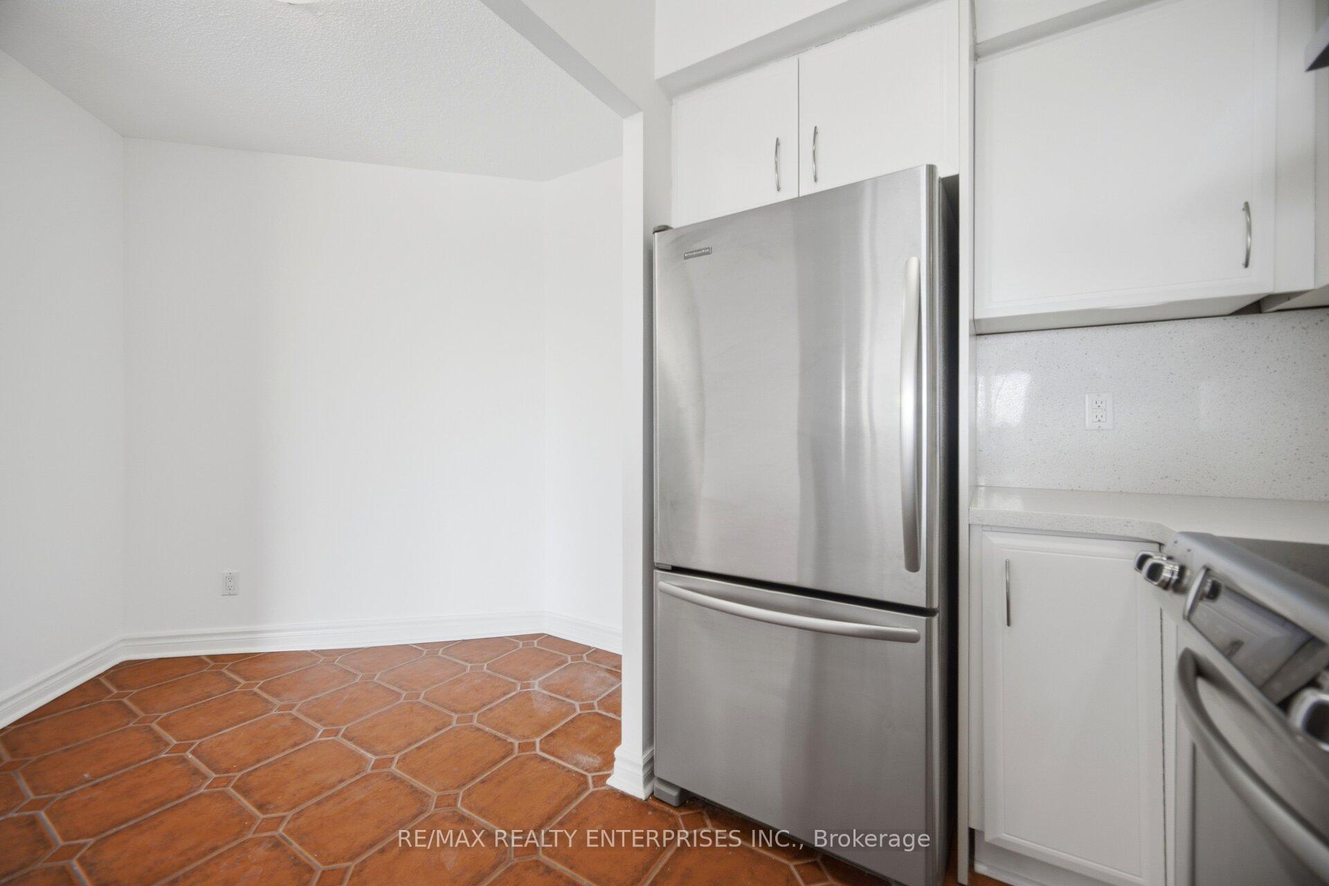 Photo 22 of Unit 607, 2261 Lake Shore Boulevard W, Etobicoke, Mimico — HOMEH