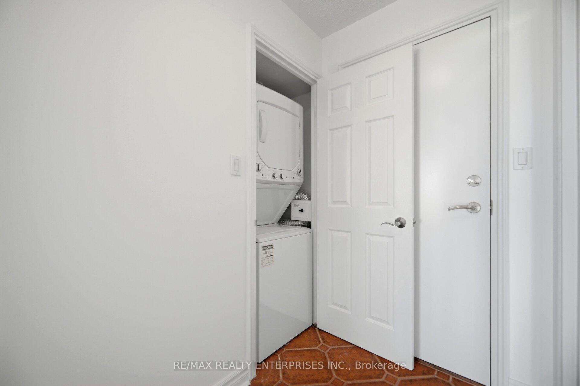 Photo 24 of Unit 607, 2261 Lake Shore Boulevard W, Etobicoke, Mimico — HOMEH