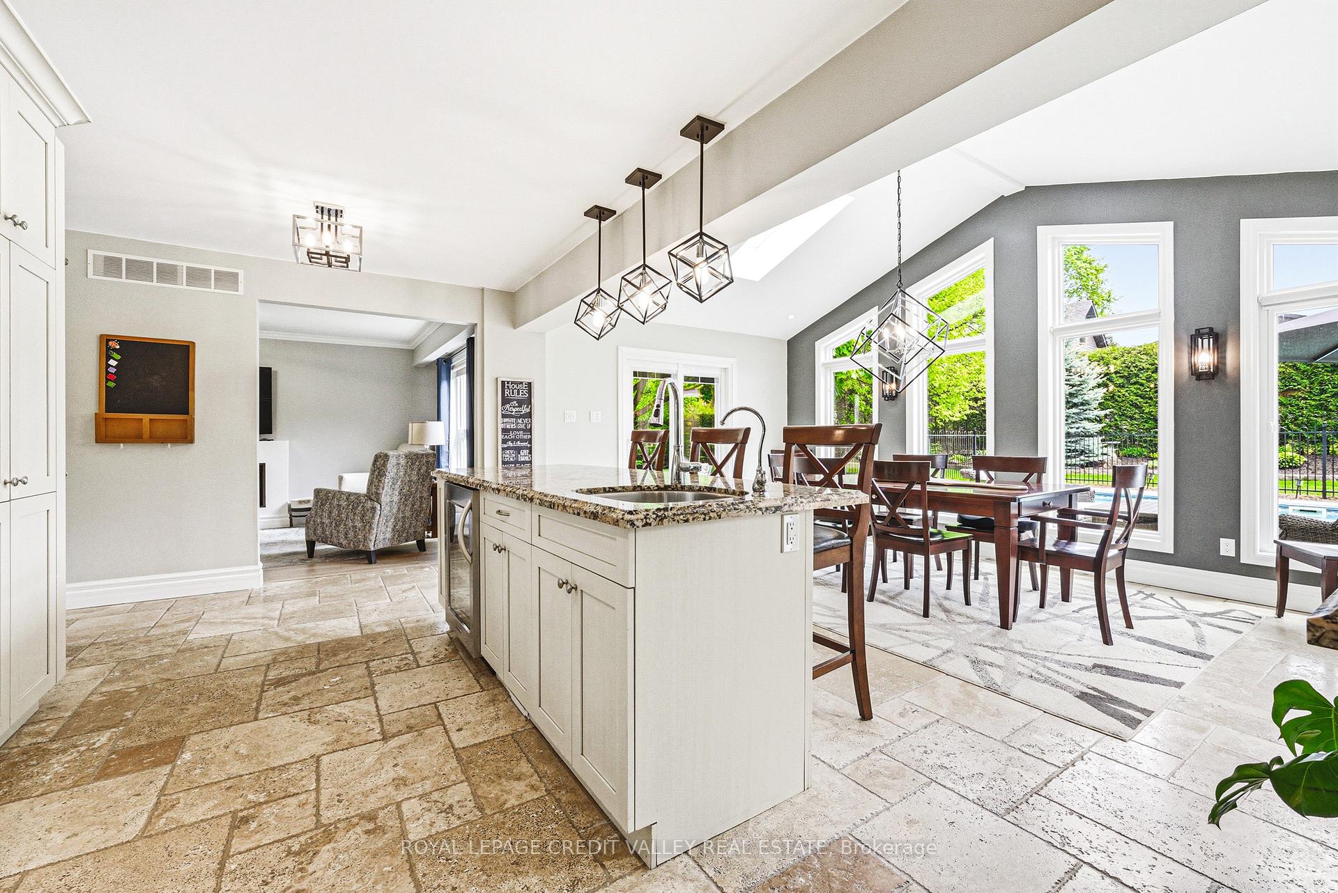 Photo 12 of 5 Valleygreen Crescent S, Caledon, Caledon East — HOMEH