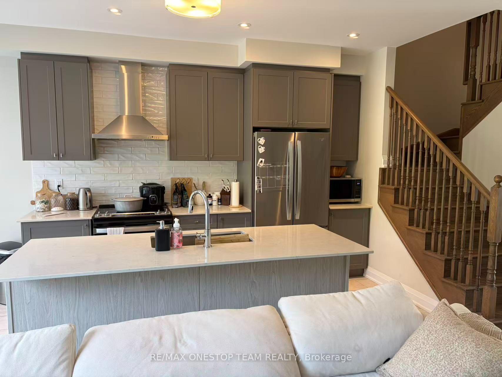Photo 1 of 2833 Albatross Way, Pickering, Rural Pickering — HOMEH