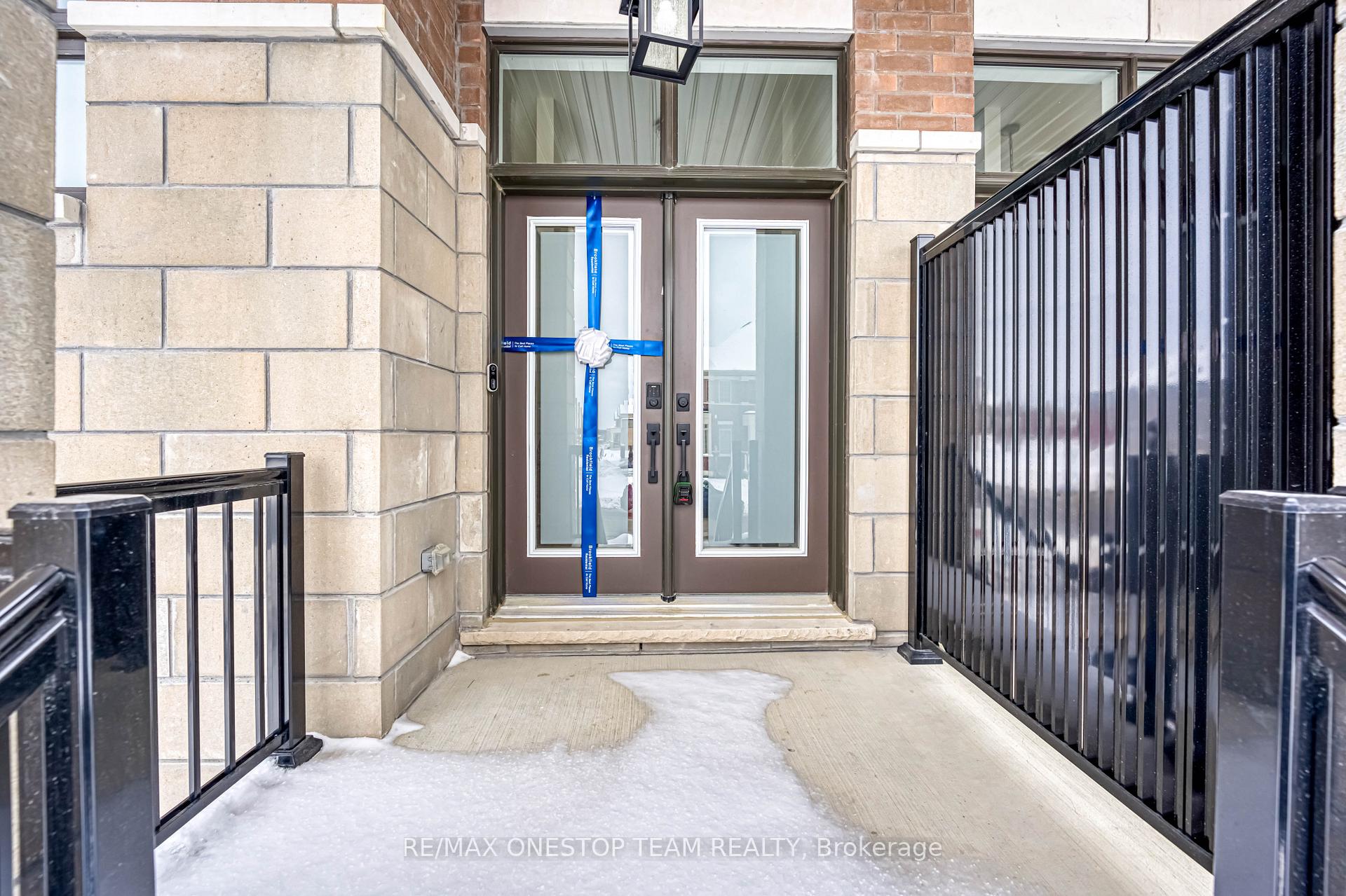 Photo 6 of 2833 Albatross Way, Pickering, Rural Pickering — HOMEH