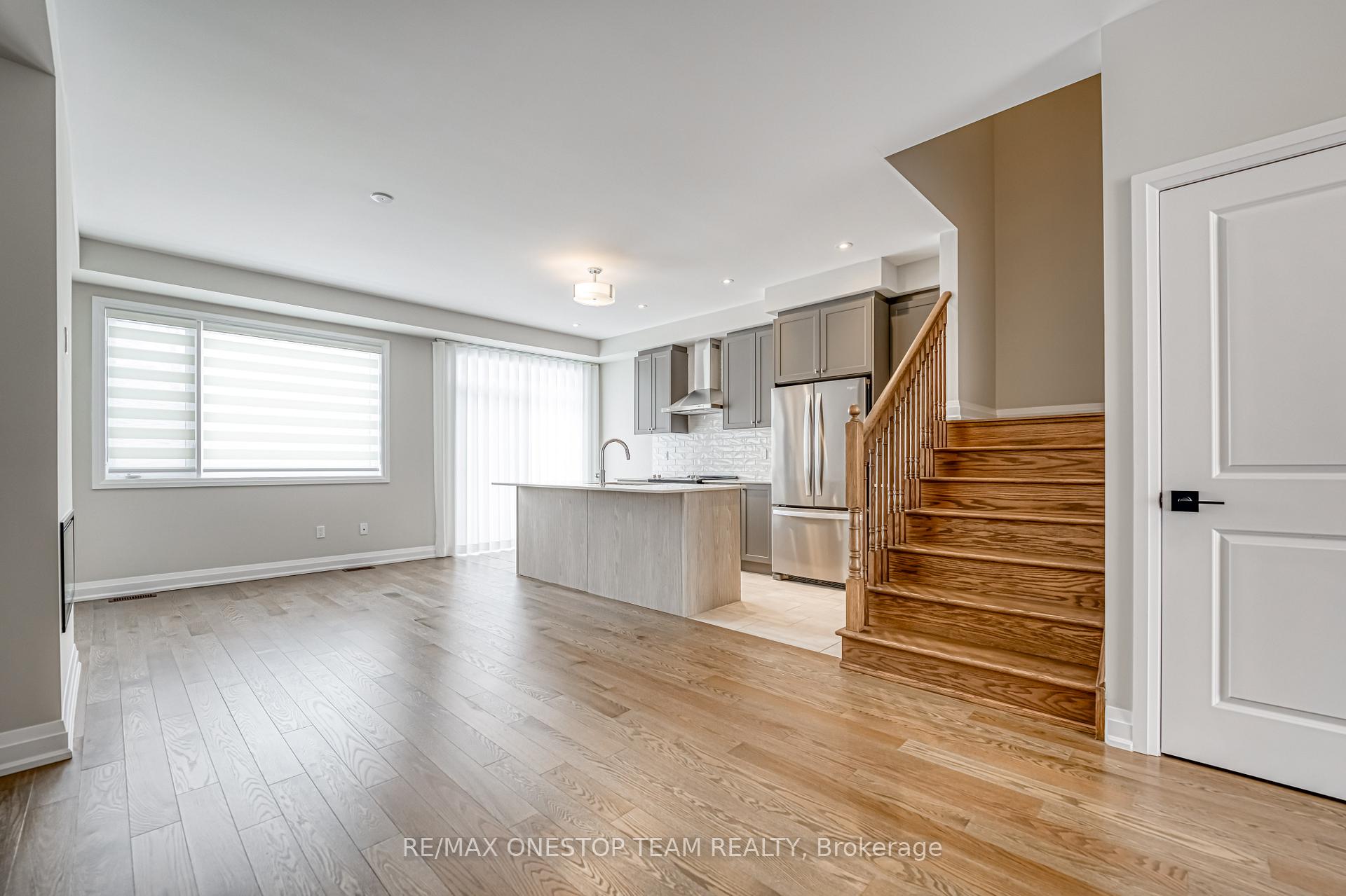 Photo 12 of 2833 Albatross Way, Pickering, Rural Pickering — HOMEH