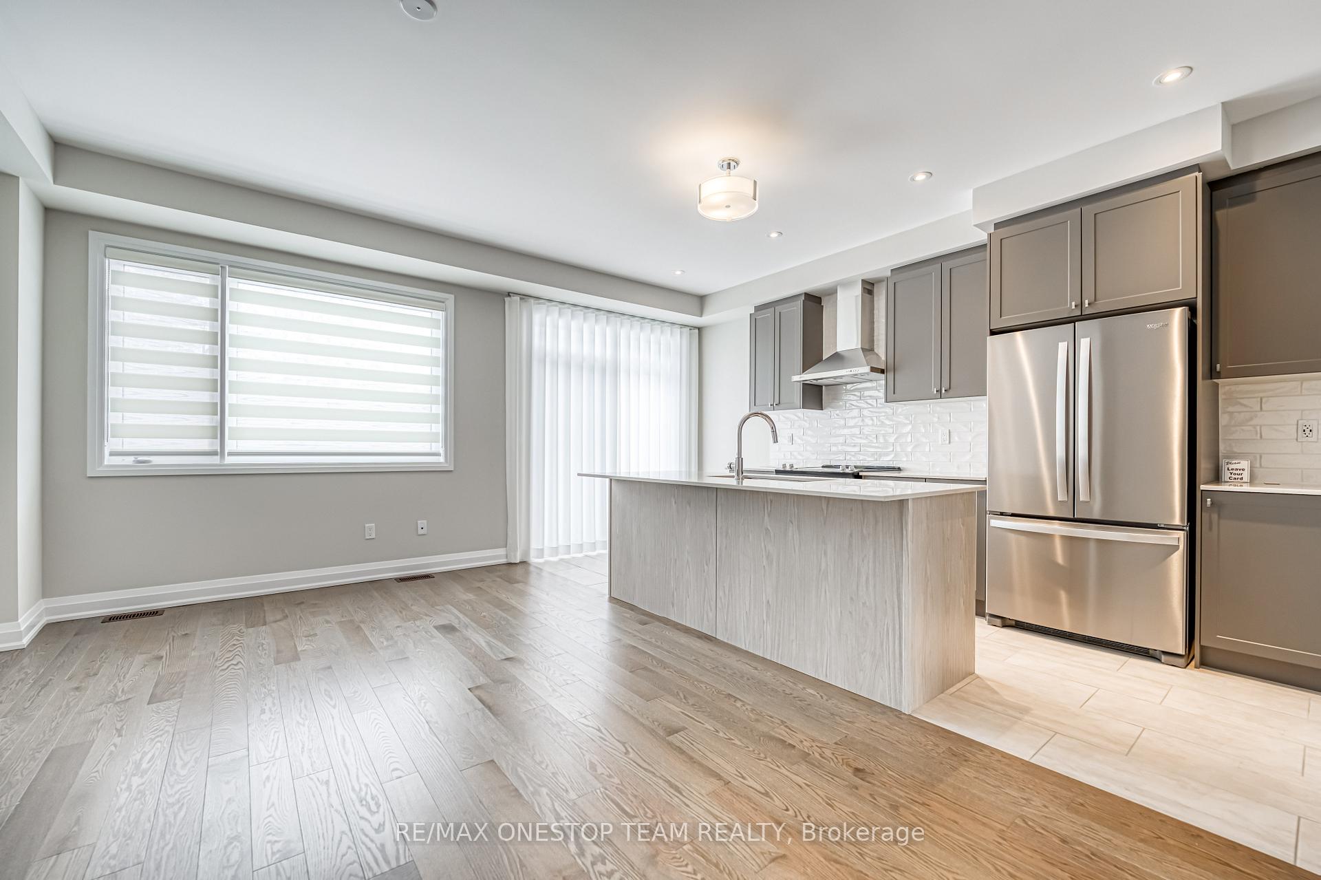 Photo 13 of 2833 Albatross Way, Pickering, Rural Pickering — HOMEH