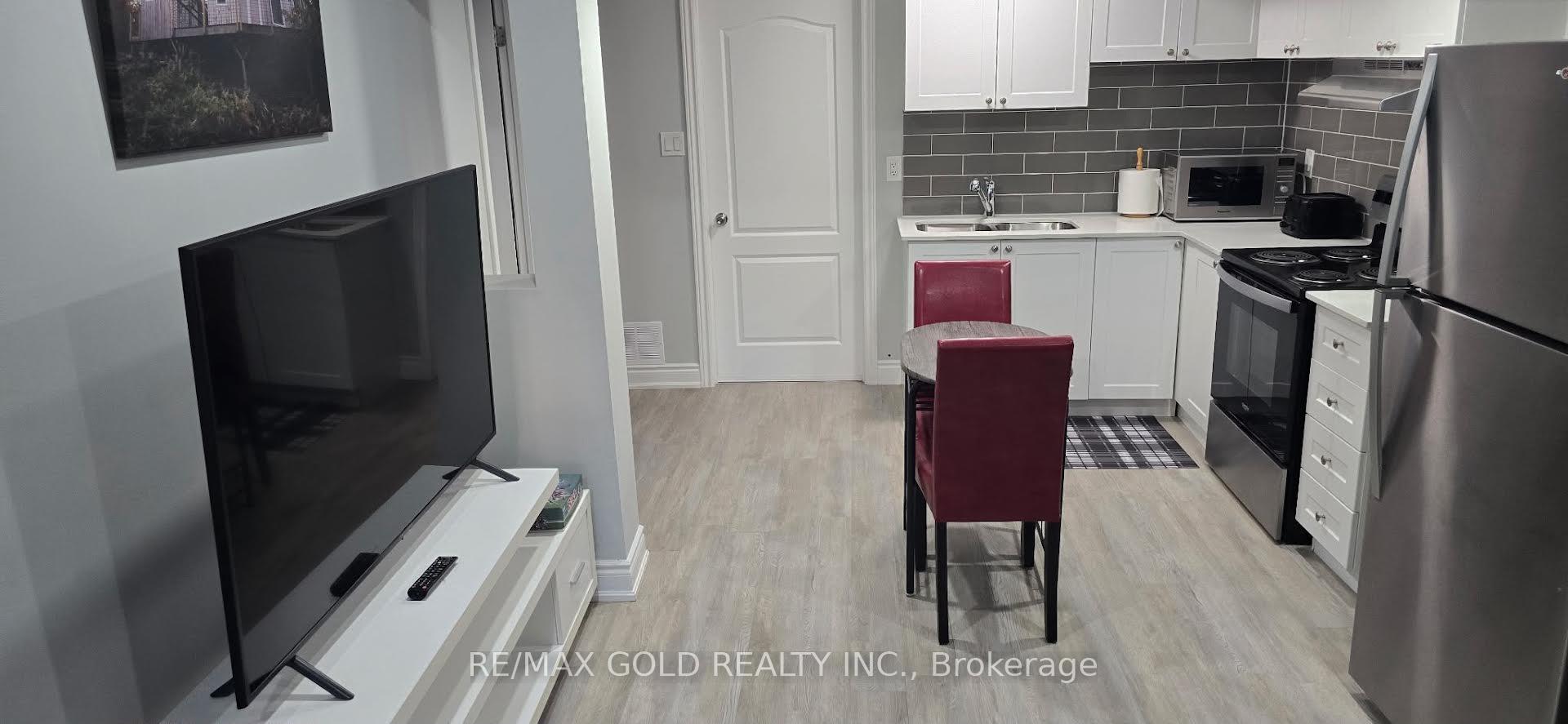 Photo 3 of Unit BASEMENT, 5 Killick Road, Brampton, Northwest Brampton — HOMEH