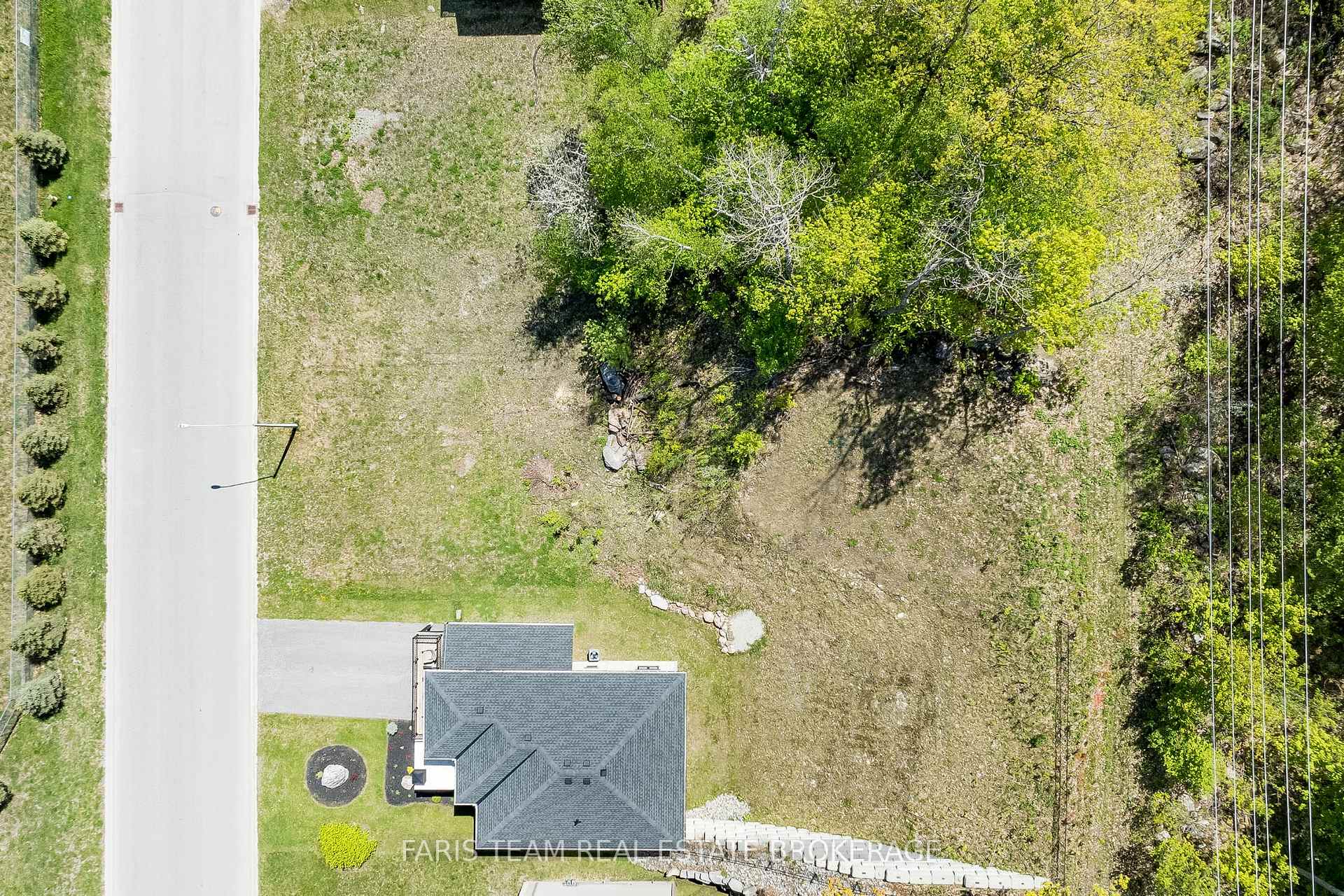 Photo 7 of 722 Aberdeen Boulevard, Midland — HOMEH