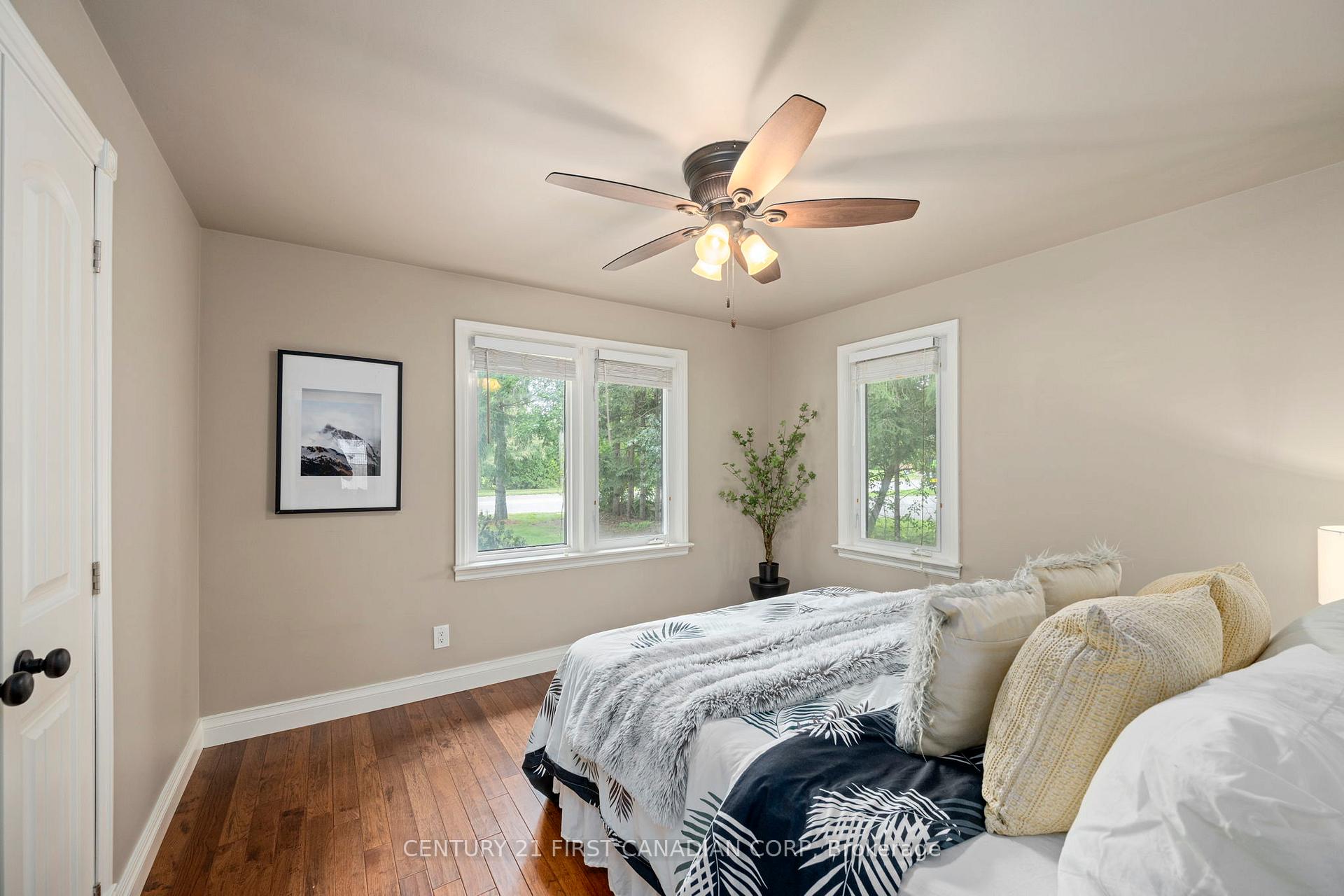 Photo 18 of 22697 Adelaide Road, Strathroy-Caradoc, Mount Brydges — HOMEH