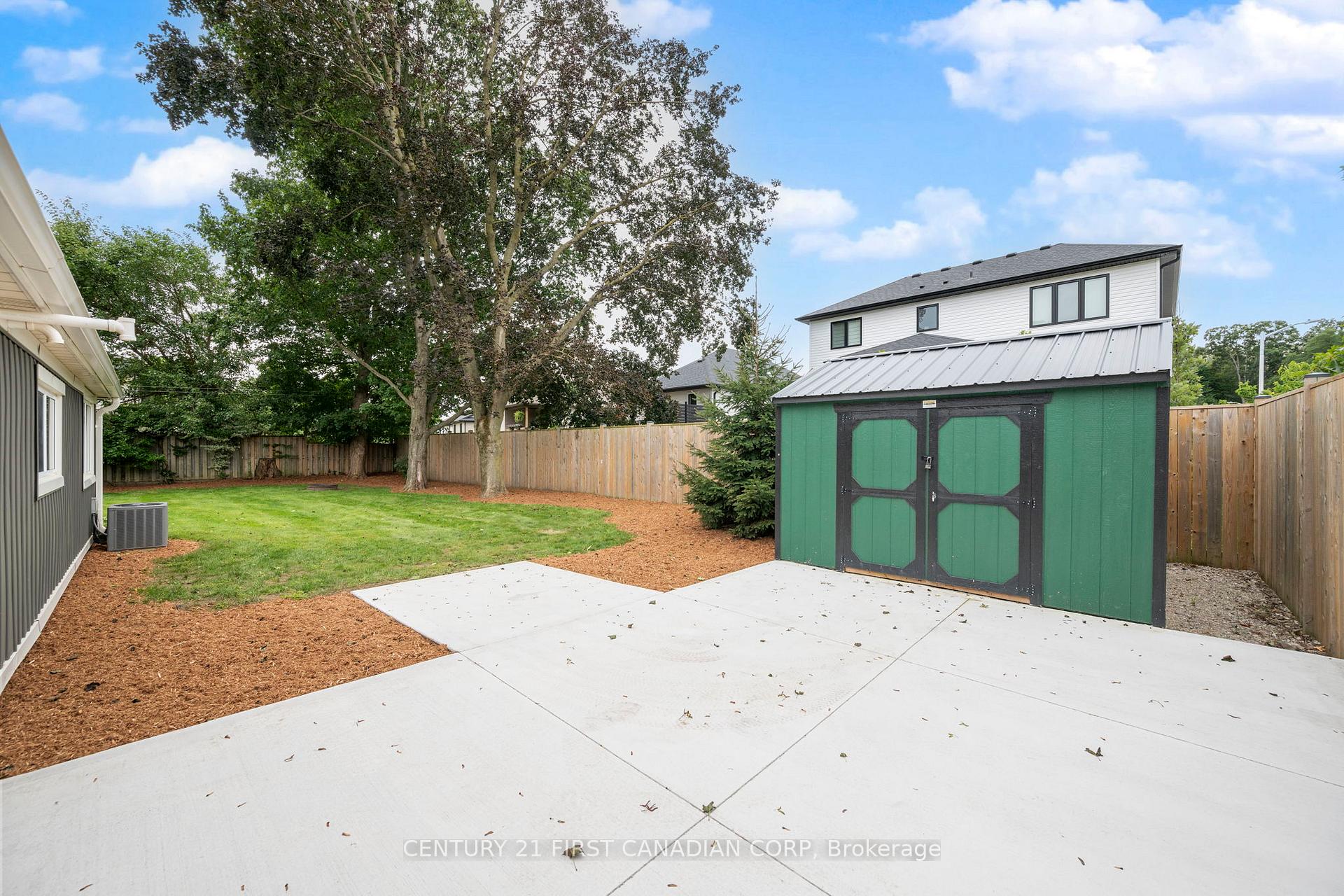Photo 30 of 22697 Adelaide Road, Strathroy-Caradoc, Mount Brydges — HOMEH