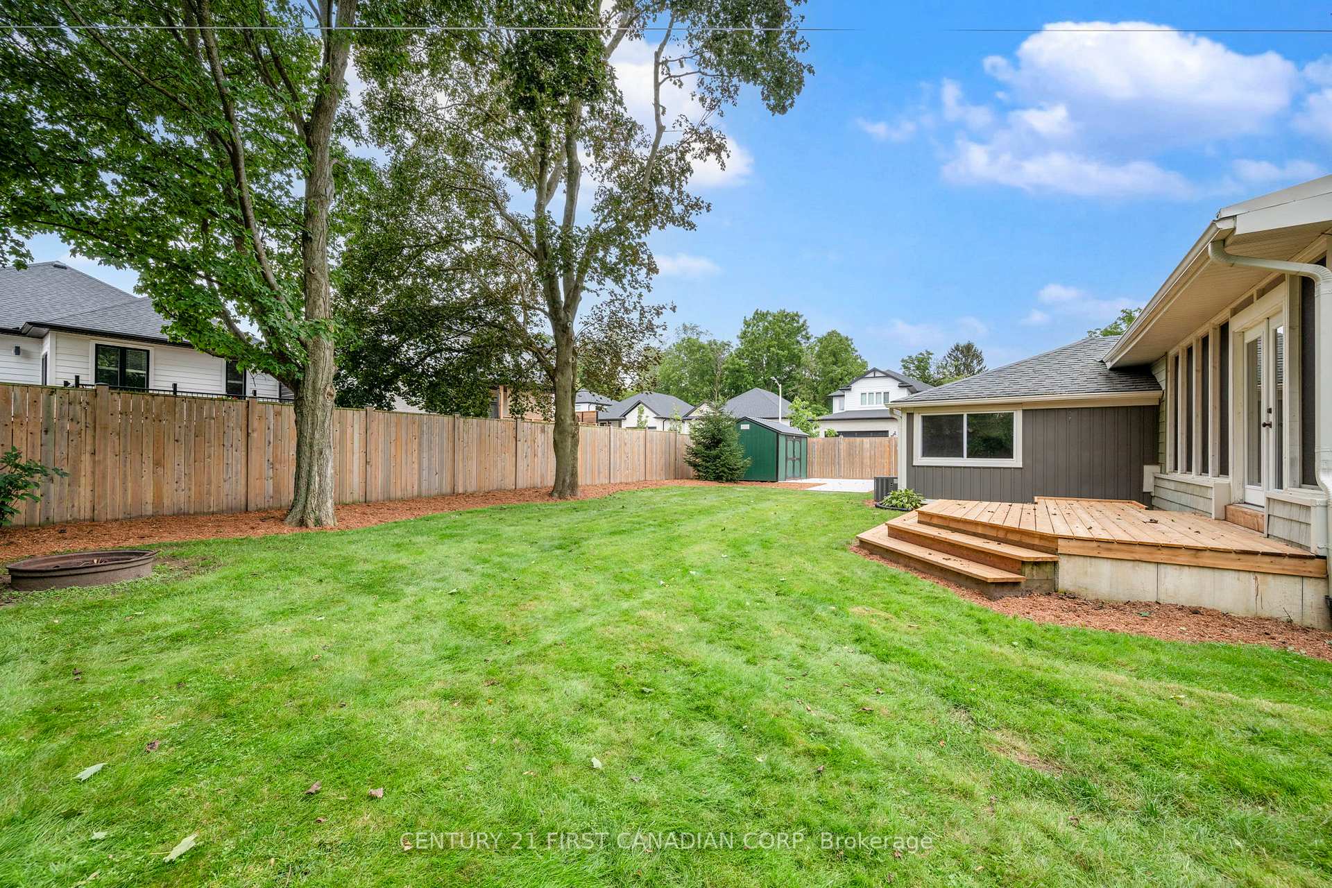 Photo 33 of 22697 Adelaide Road, Strathroy-Caradoc, Mount Brydges — HOMEH
