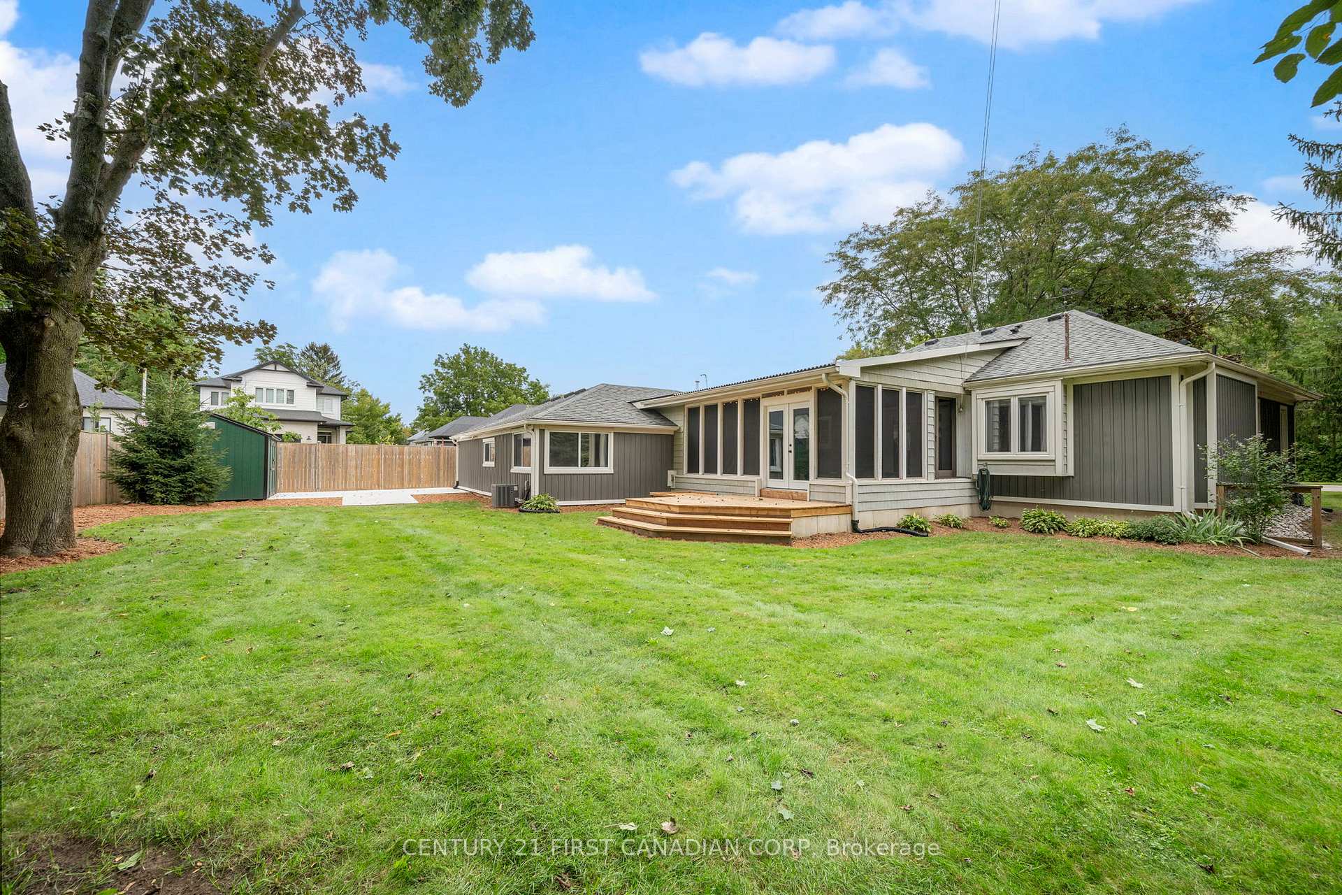 Photo 34 of 22697 Adelaide Road, Strathroy-Caradoc, Mount Brydges — HOMEH
