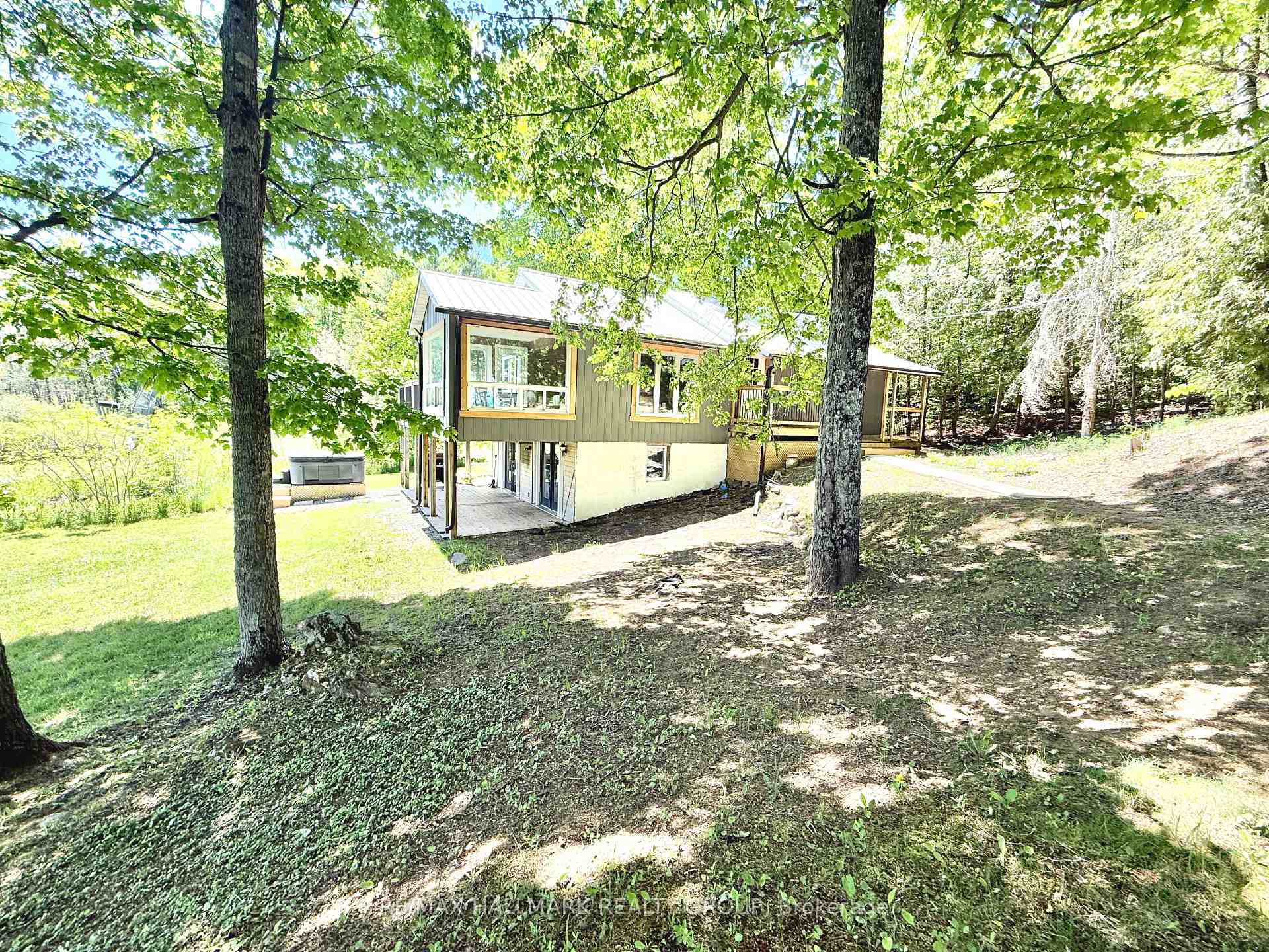 Photo of 2294 Myers Cave Road