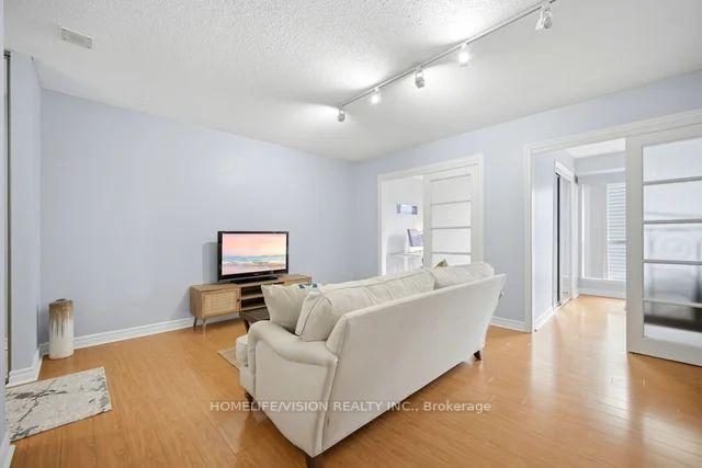 Photo 9 of Unit 706, 25 The Esplanade, Toronto, Waterfront Communities — HOMEH