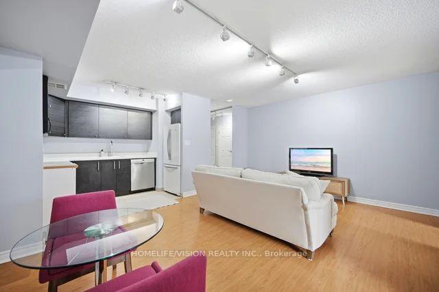 Photo 12 of Unit 706, 25 The Esplanade, Toronto, Waterfront Communities — HOMEH