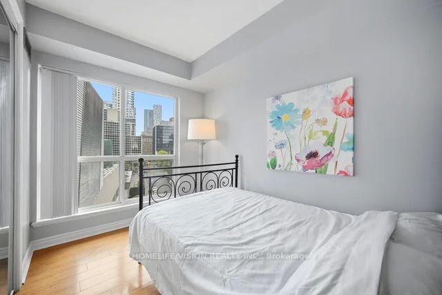 Photo 17 of Unit 706, 25 The Esplanade, Toronto, Waterfront Communities — HOMEH