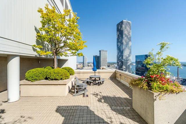 Photo 34 of Unit 706, 25 The Esplanade, Toronto, Waterfront Communities — HOMEH